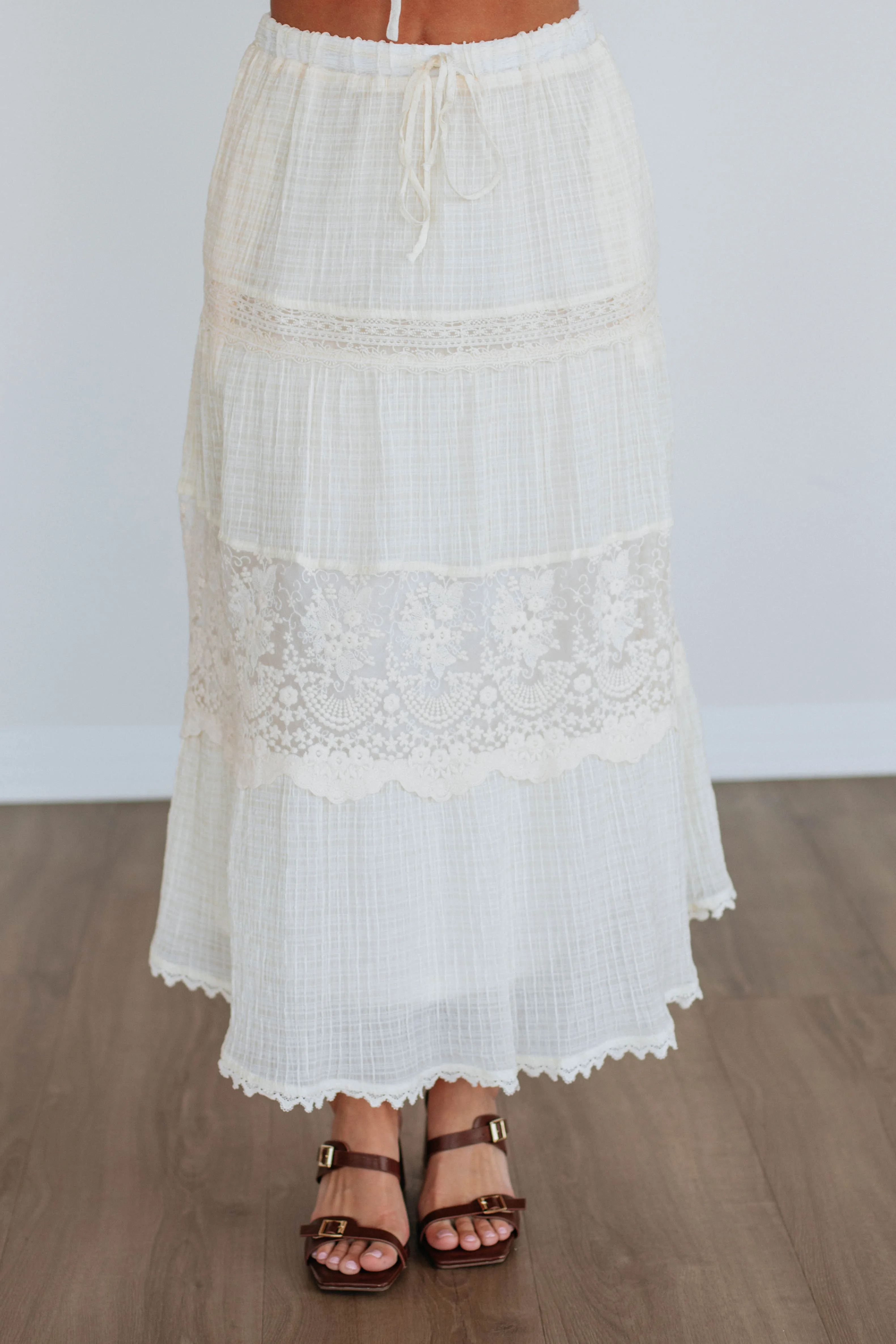 Malissa Lace Skirt Easy Outfit