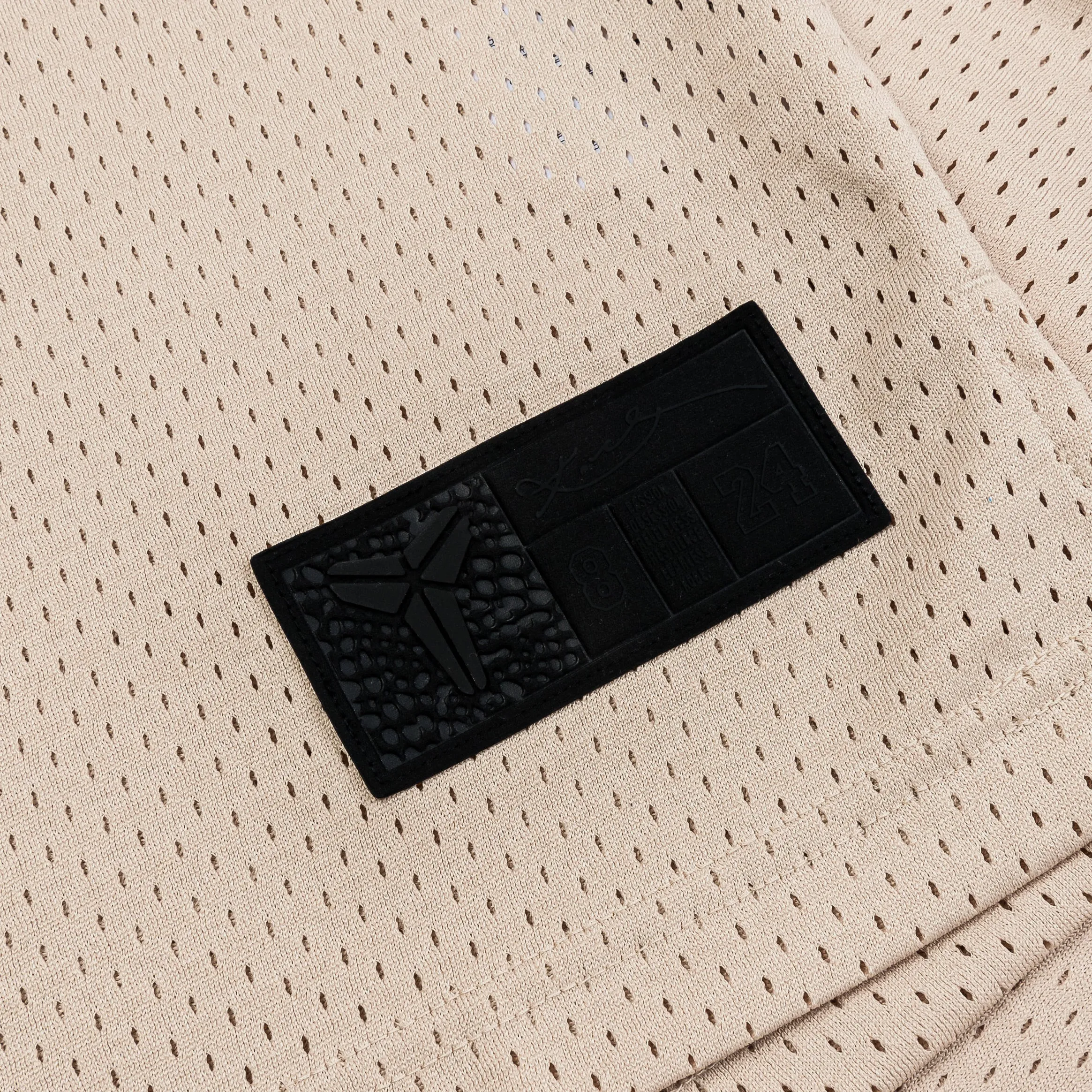 Slim Fit Design Kobe Bryant Mamba Mens Jersey (Sanddrift/Black)