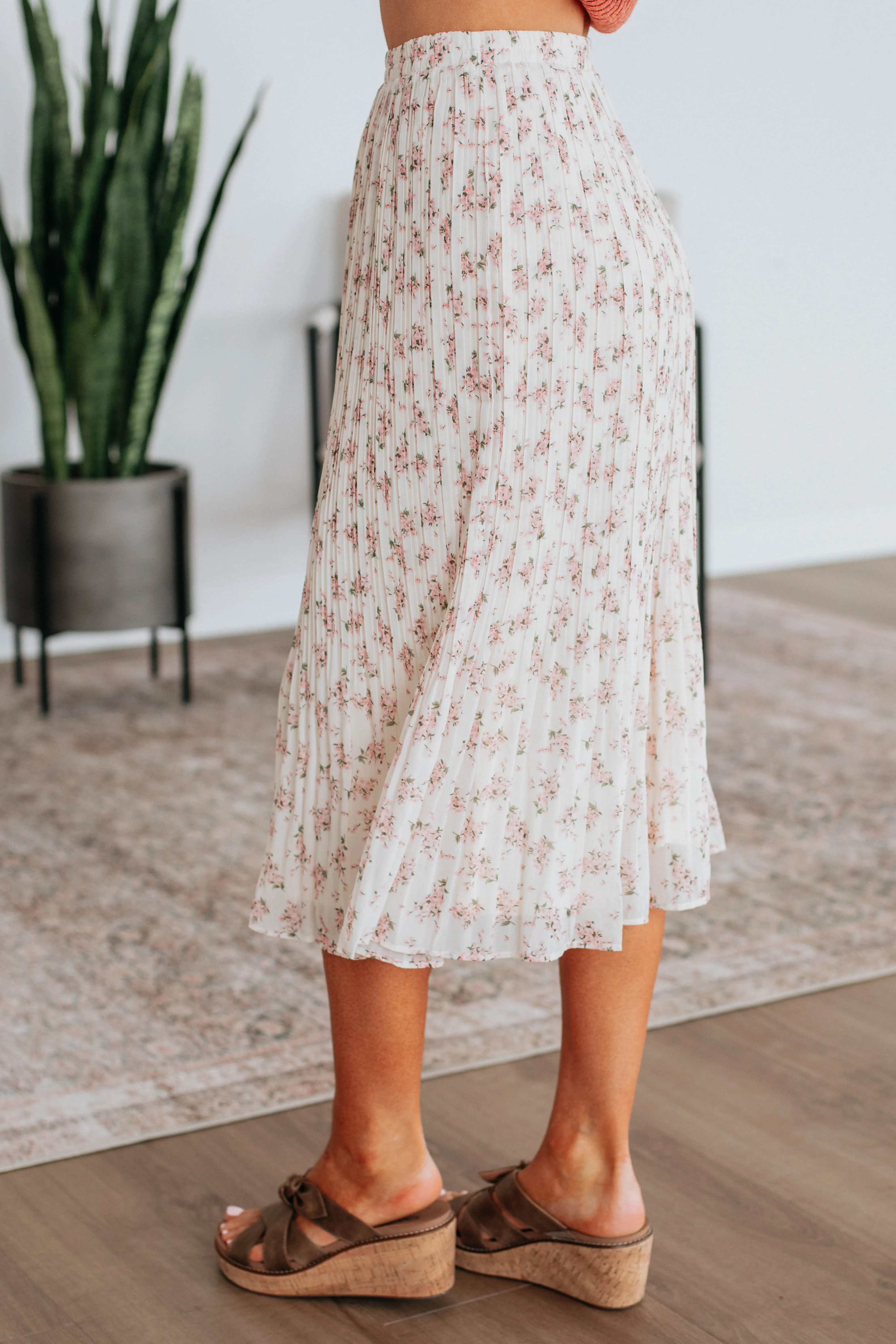 Lauralee Floral Skirt Ruching Details Odor control