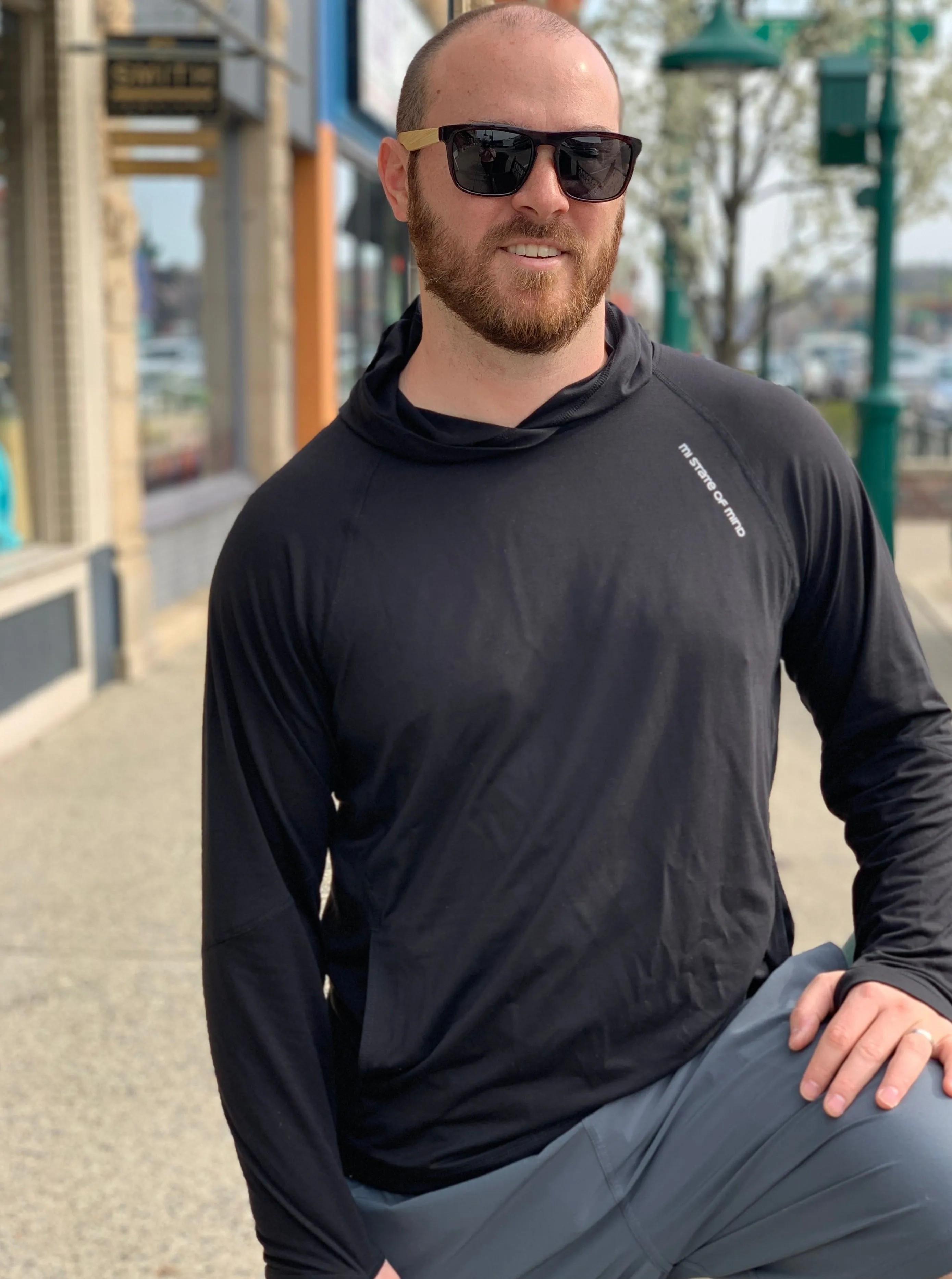 Simple Comfort mi Men's Lightweight Performance Hoodie