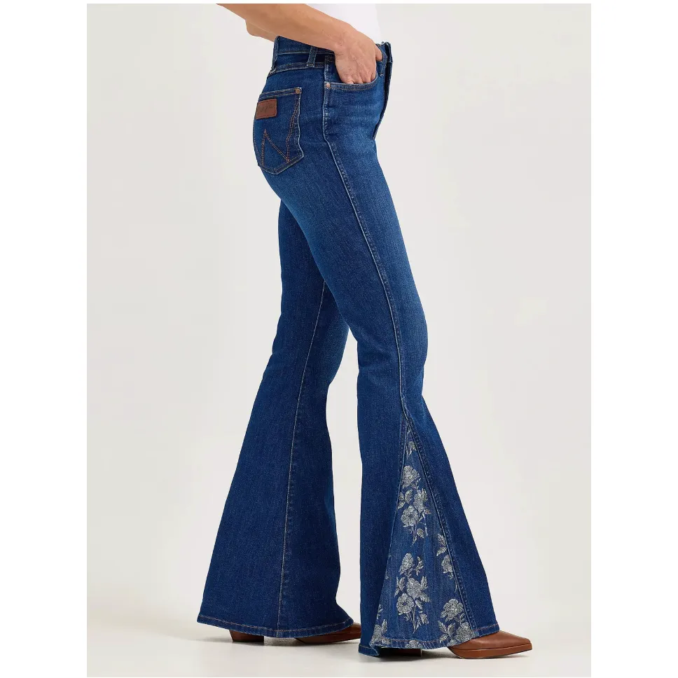 Wrangler Retro Women's Bailey High Rise Pieced Trumpet Flare Jean in Melody Wardrobe Staple