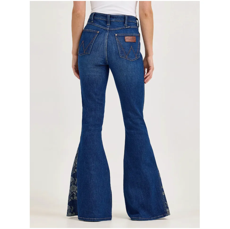 Wrangler Retro Women's Bailey High Rise Pieced Trumpet Flare Jean in Melody Minimal Fashion