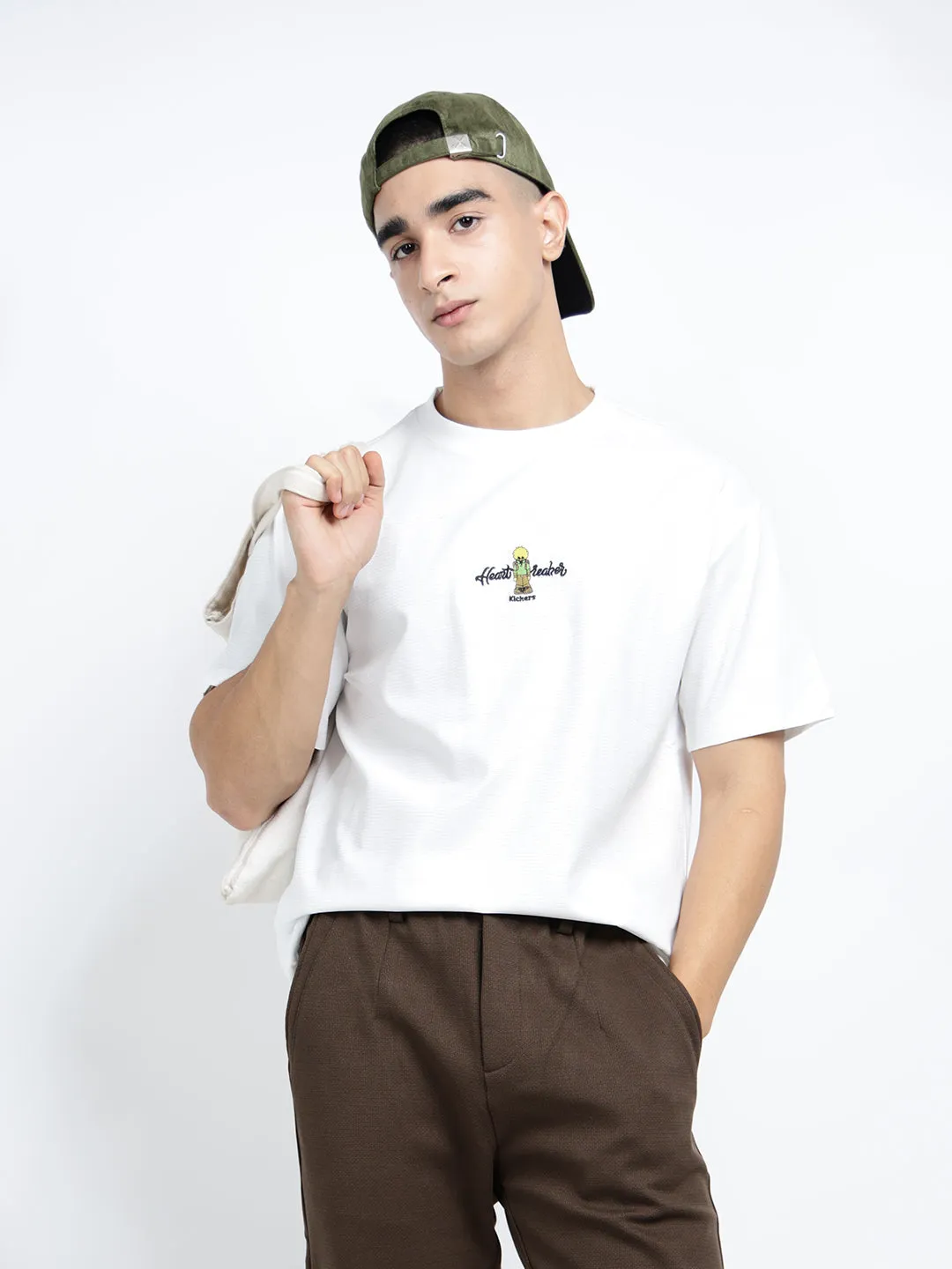 Sleek Stretch Fit Men's Graphic Print White Short Sleeves Round Neck Relaxed Fit T-Shirt