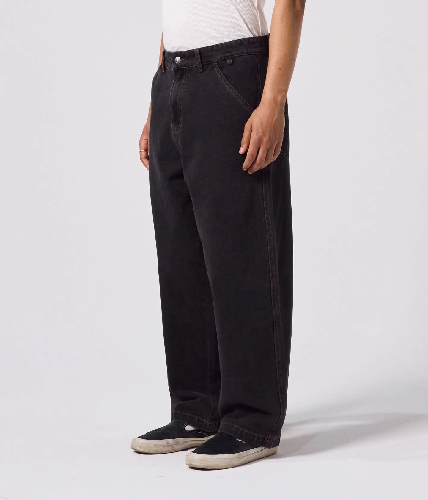 Urban Cool Performance Fit REYNOLDS DENIM PANT 2.0 // WASHED BLACK