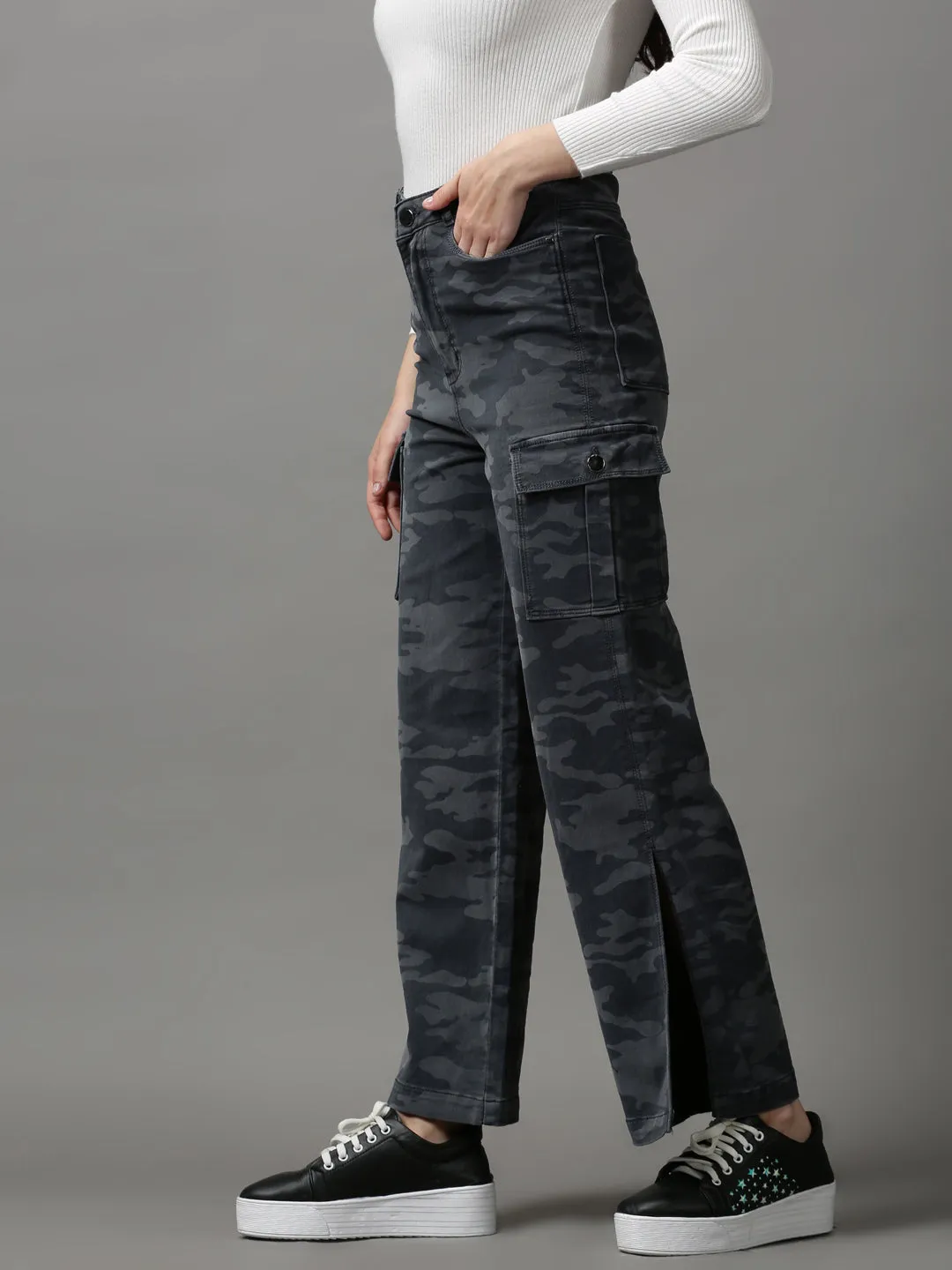 Women's Grey Clean Look Wide Leg Light Fade Stretchable Denim Jeans Layer game school wear