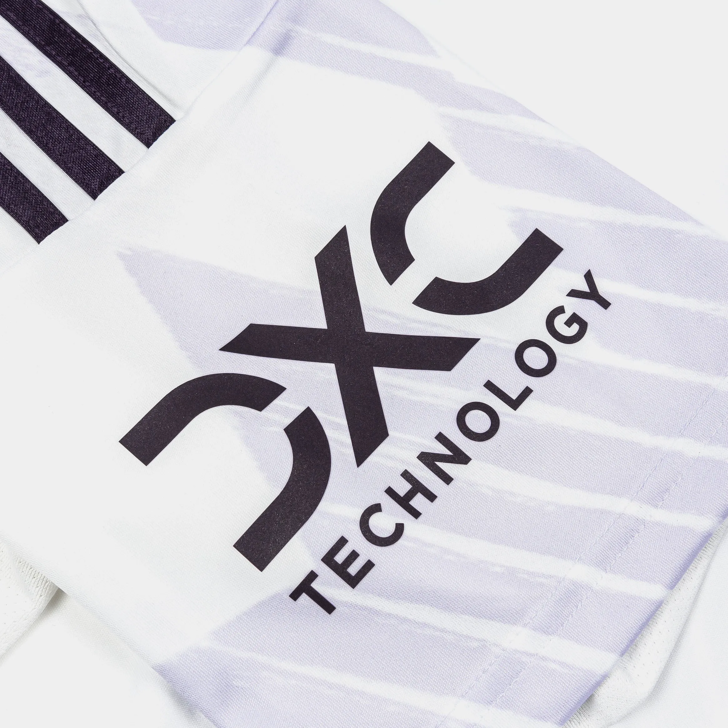 High Motion Temperature Regulating Lining Manchester United 25/26 Away Mens Jersey (White/Purple)