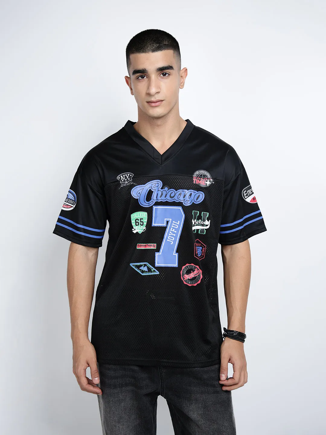 Trendy Comfort Men's Graphic Print Black Short Sleeves V-Neck Oversized T-Shirt