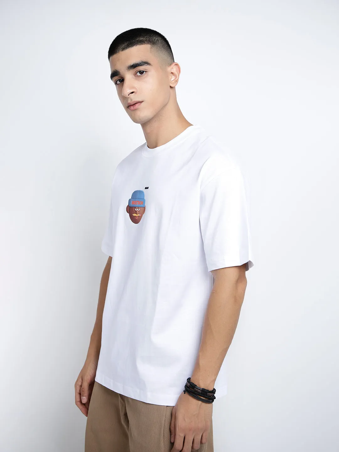 Tagless Neckline Men's Graphic Print White Short Sleeves Round Neck Relaxed Fit T-Shirt