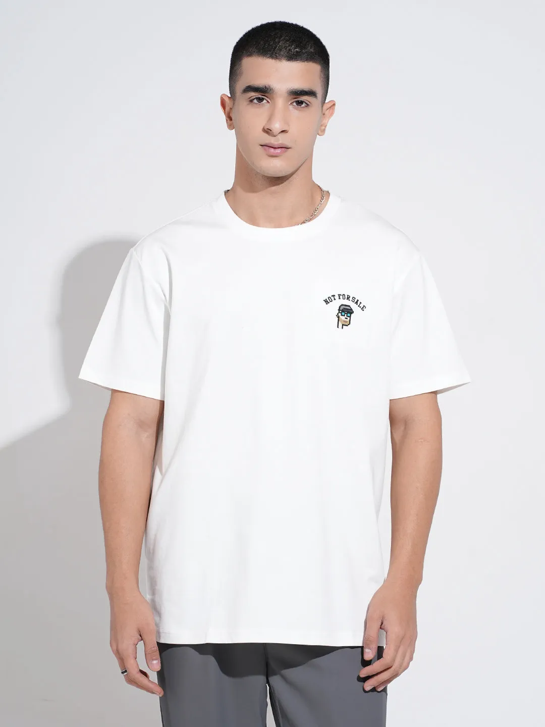 Men's Graphic Print White Short Sleeves Round Neck Relaxed Fit T-Shirt Smart Casual