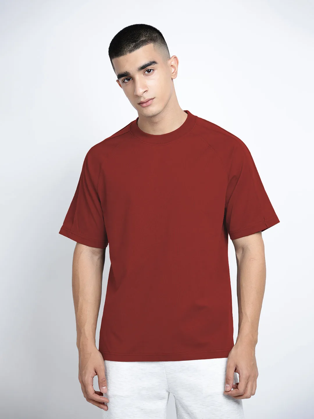 Effortless Wear Men's Maroon Short Sleeves Round Neck Oversized T-Shirt