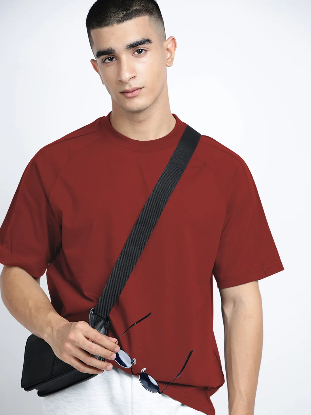 Men's Maroon Short Sleeves Round Neck Oversized T-Shirt Lightweight Feel