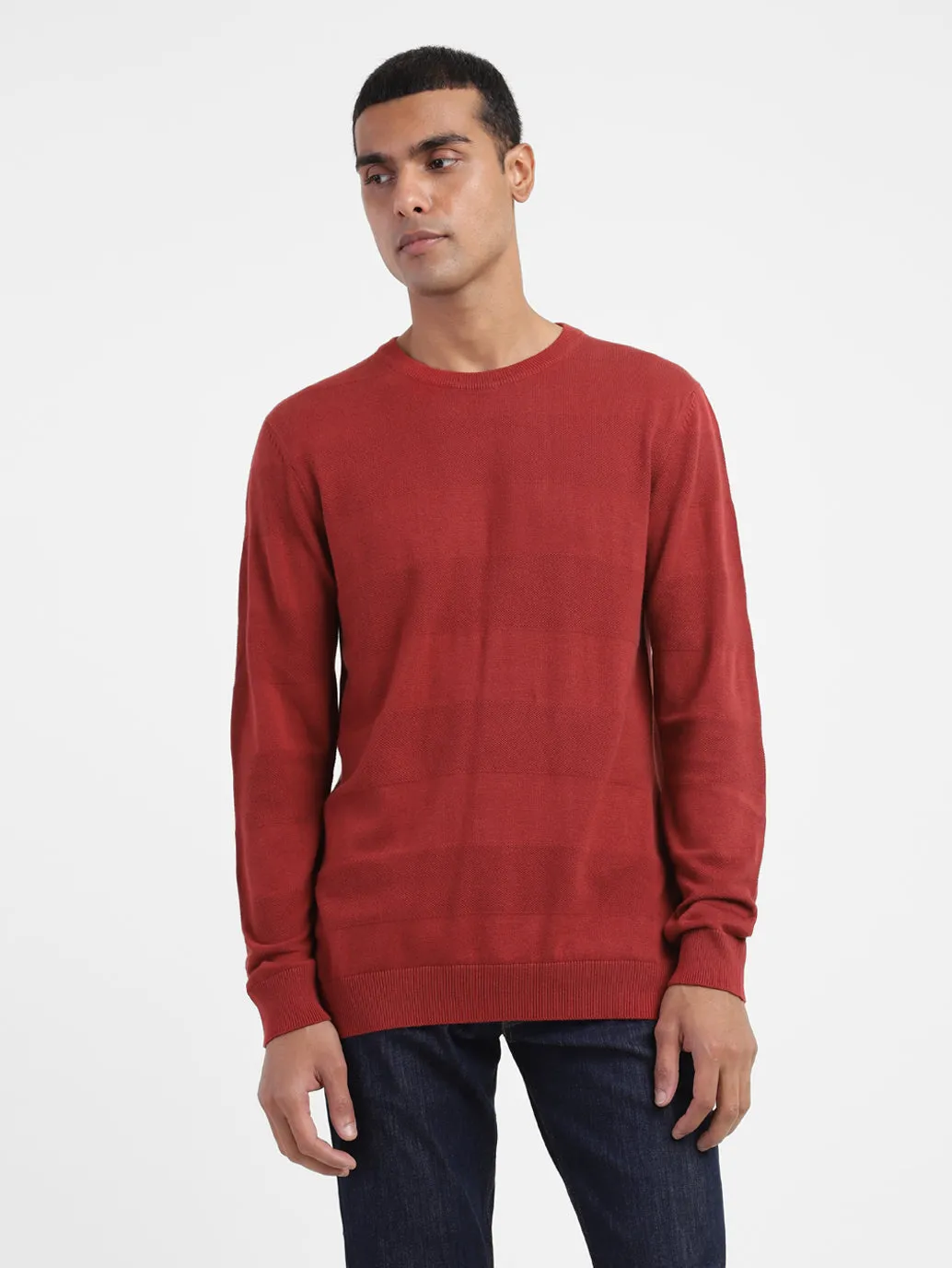 Minimal Comfort WaterRepellent Finish Men's Solid Crew Neck Sweater Red