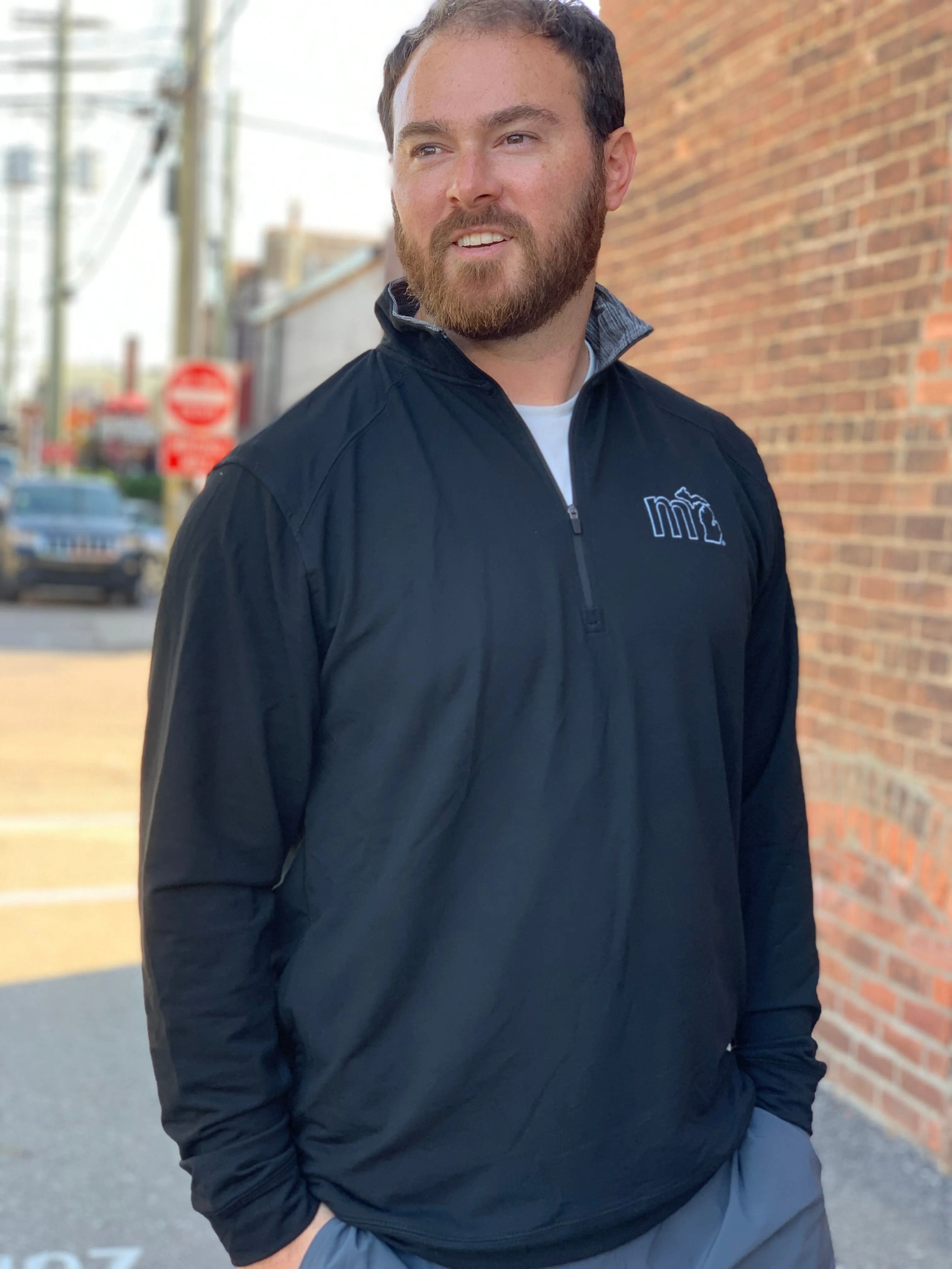 mi Men's Quarter Zips V neck