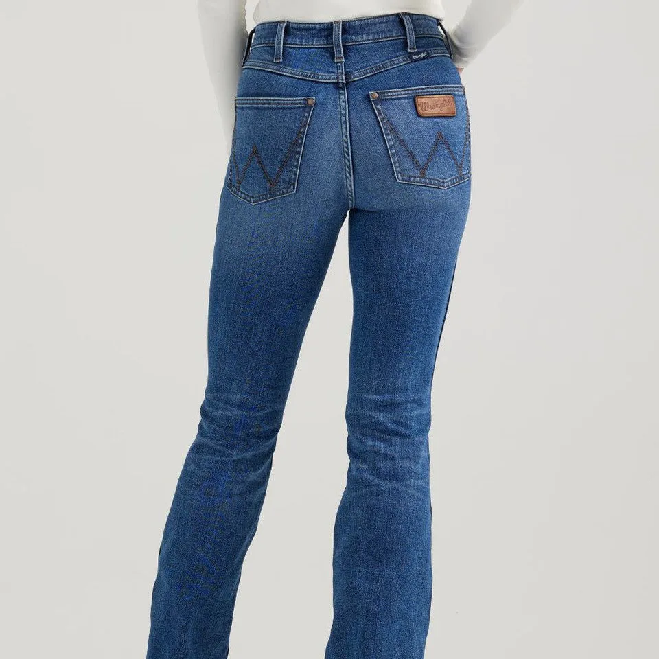Slim Holiday Vibes Teen Outfit Luxury Student Outfit Wrangler Retro Women's Bailey High Rise Flare Jean in Aria