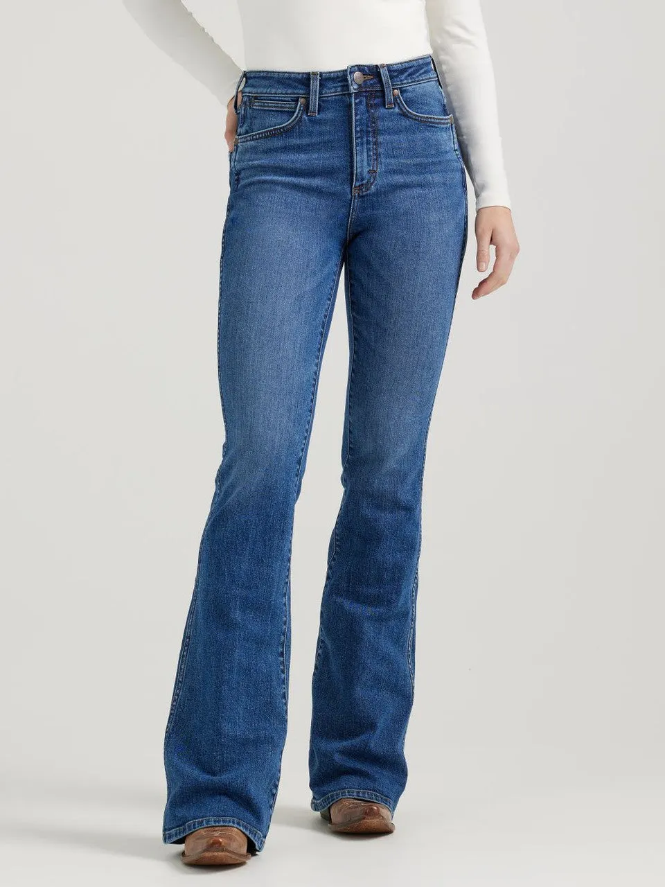 Popular Style Wrangler Retro Women's Bailey High Rise Flare Jean in Aria