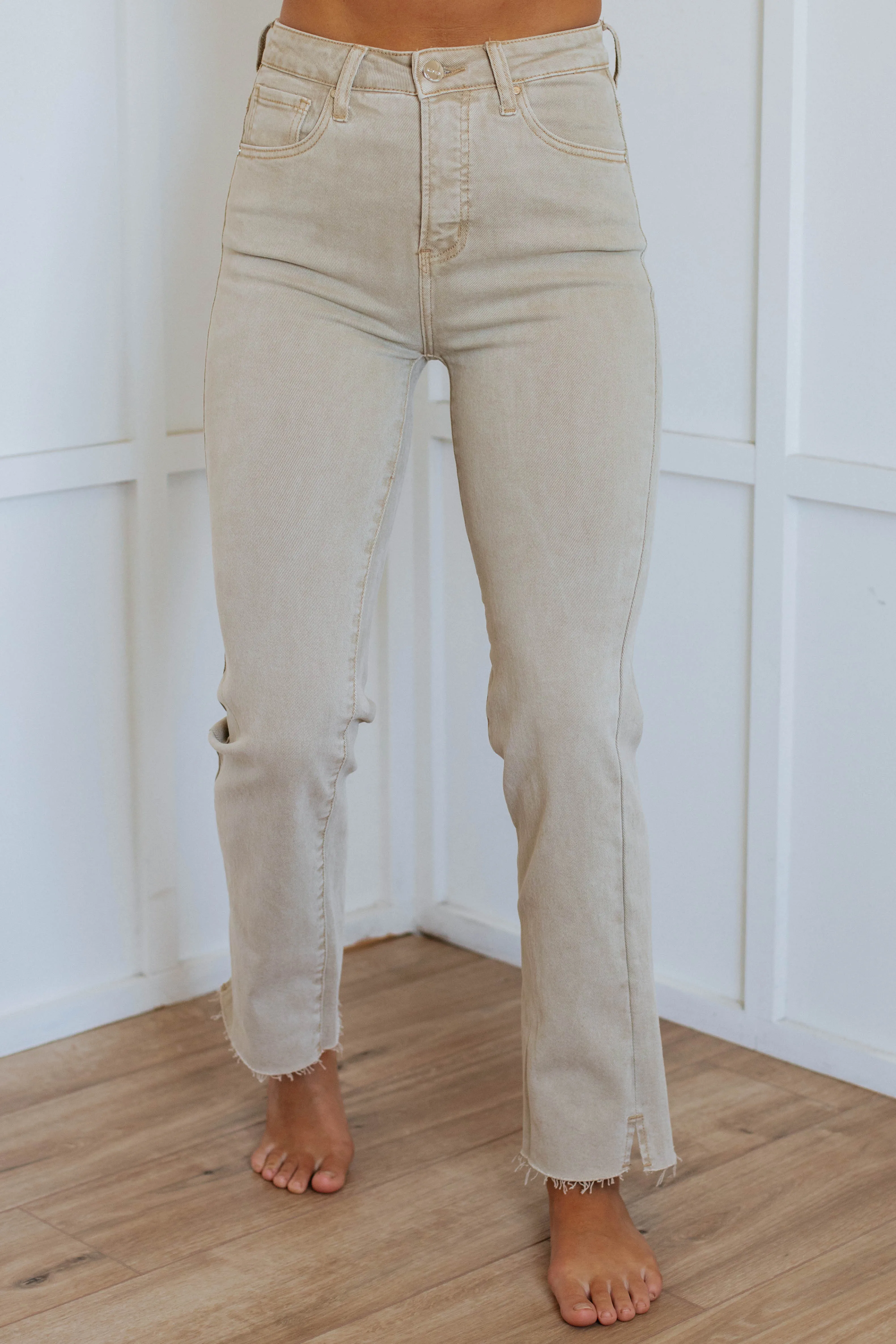 Nayla Risen Jeans - Sand Shape Retention