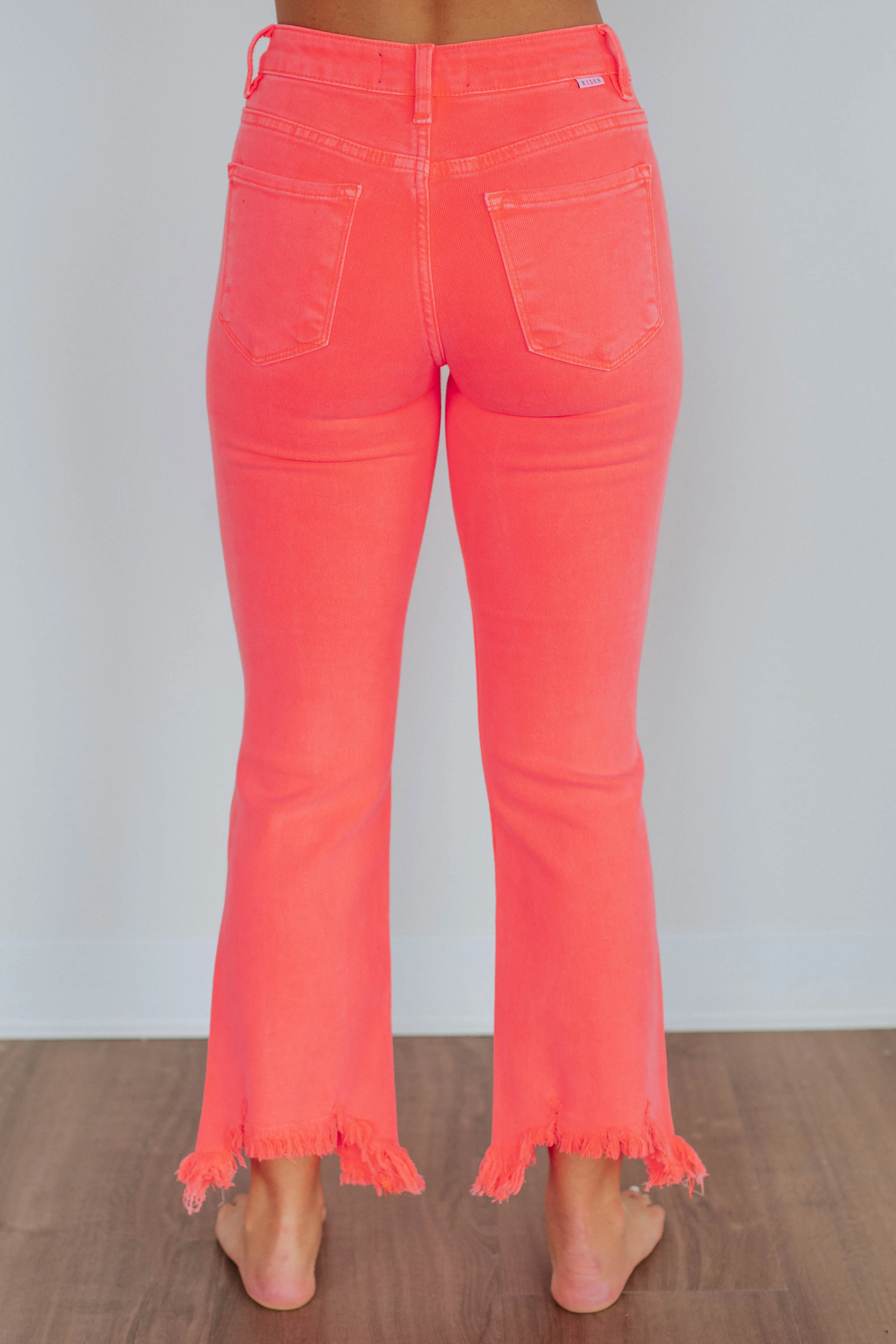 Neona Risen Jeans - Neon Coral All weather Spring Mood Slim