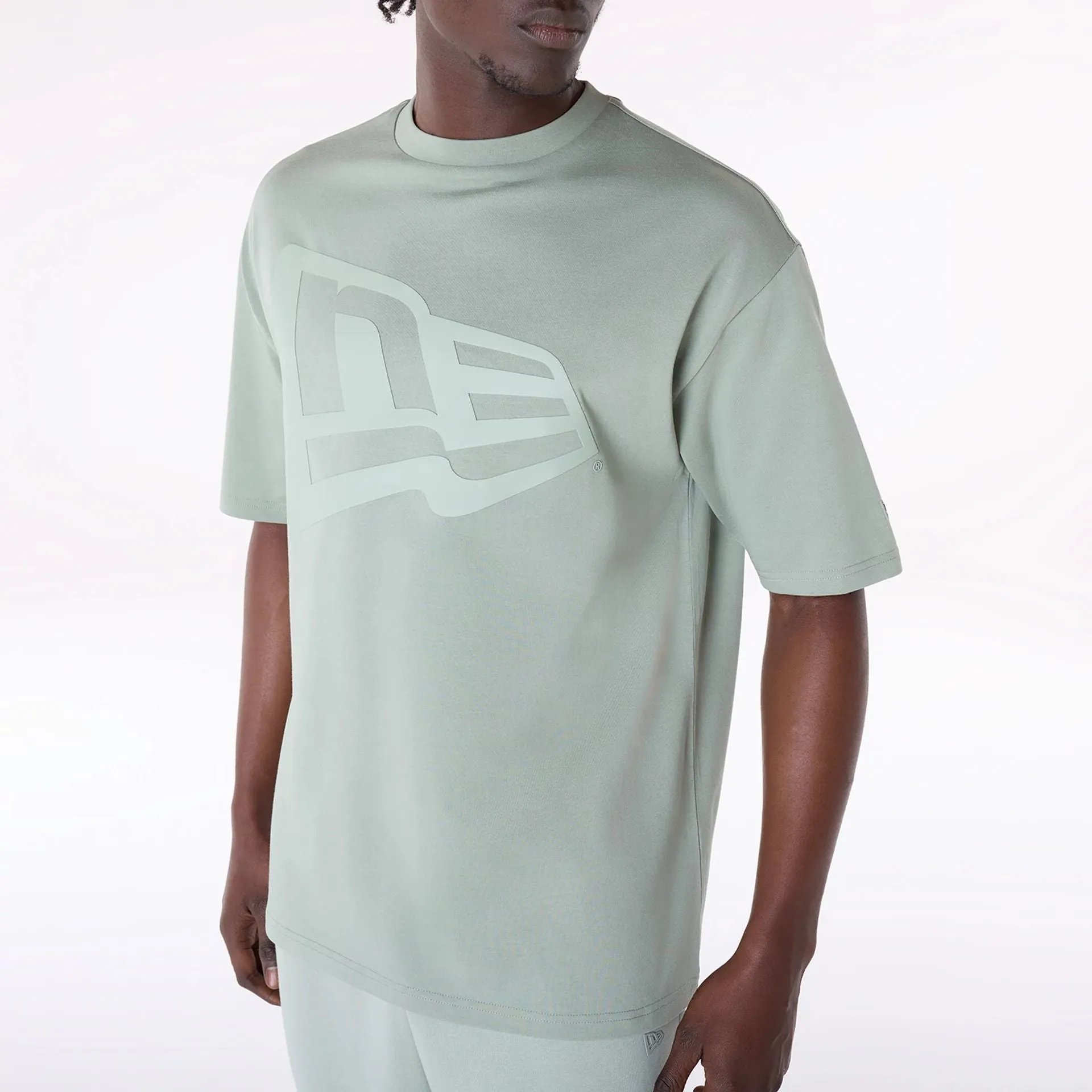 NEW ERA Flag Pastel Green Oversized T-Shirt Regular Fit AllDay Comfort