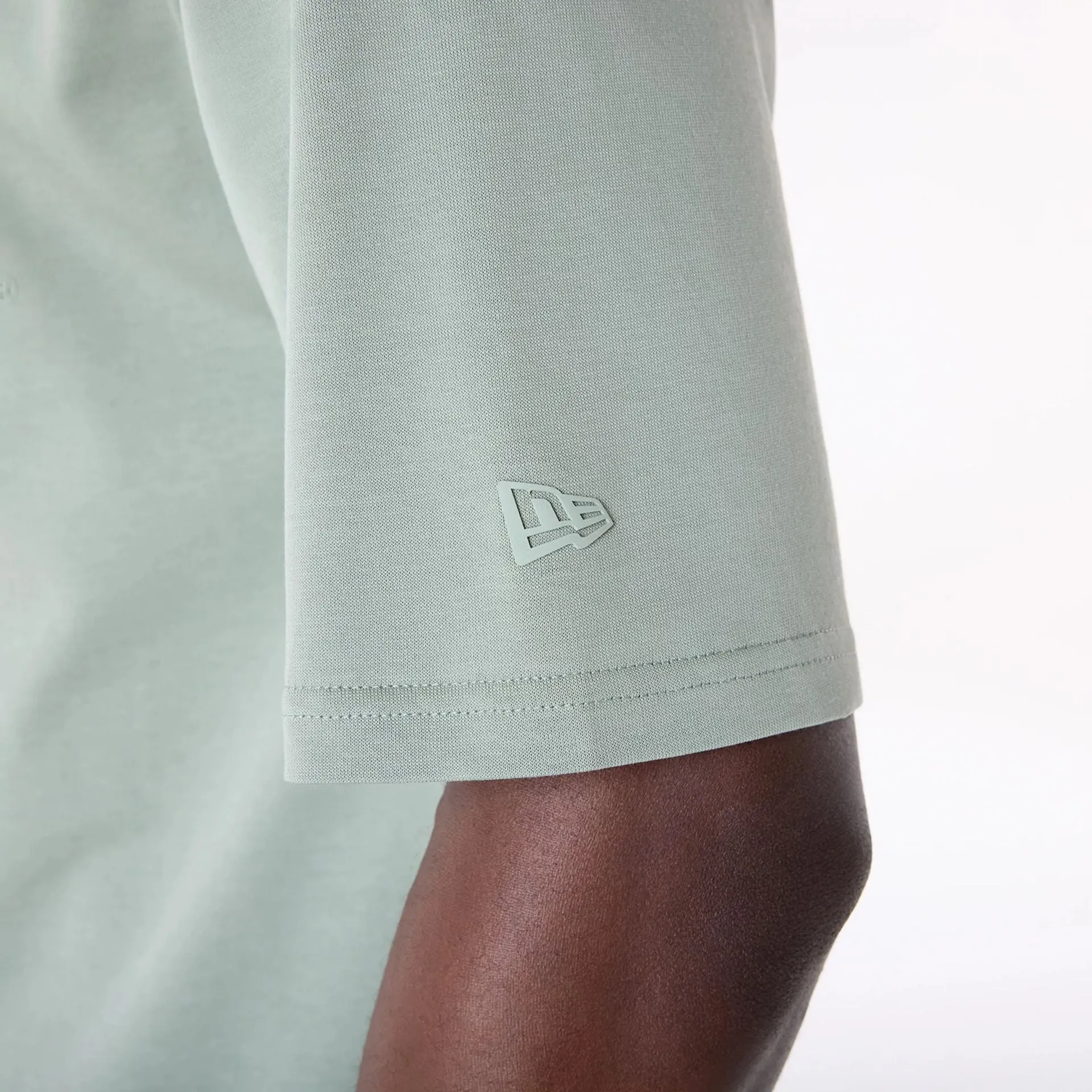 Camping attire NEW ERA Flag Pastel Green Oversized T-Shirt