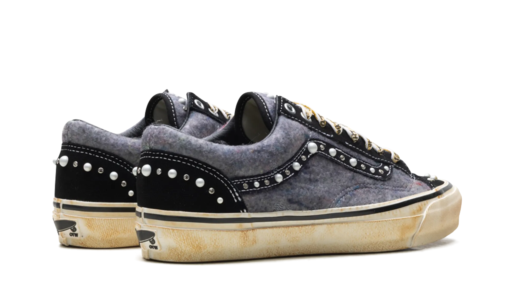 OTW Old Skool Reissue 36 "Satoshi Nakamoto Pearlized Speckled Moving Blanket Grey" Show Stage