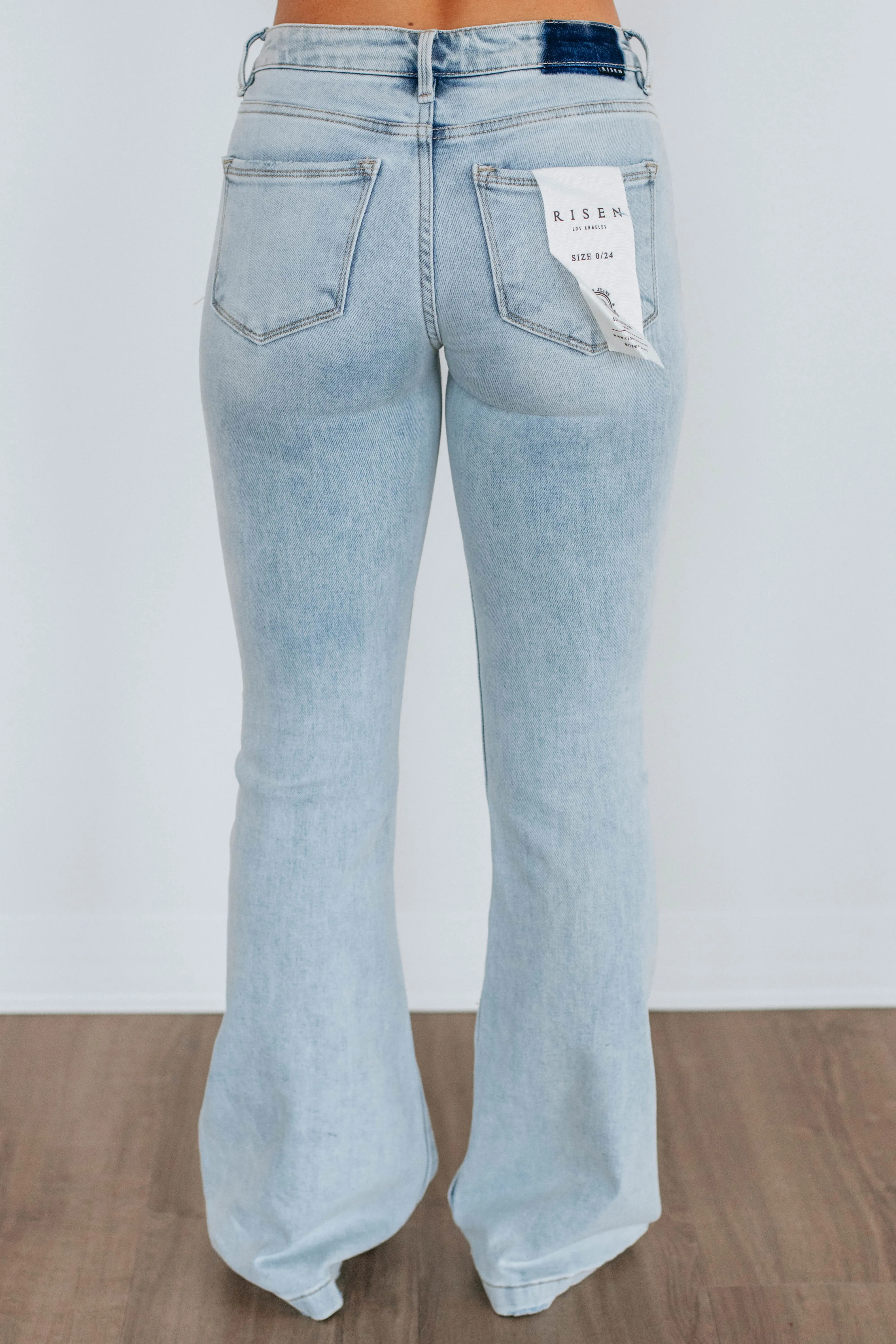 Daywear Fit Palmer Risen Flare Jeans - Light Wash