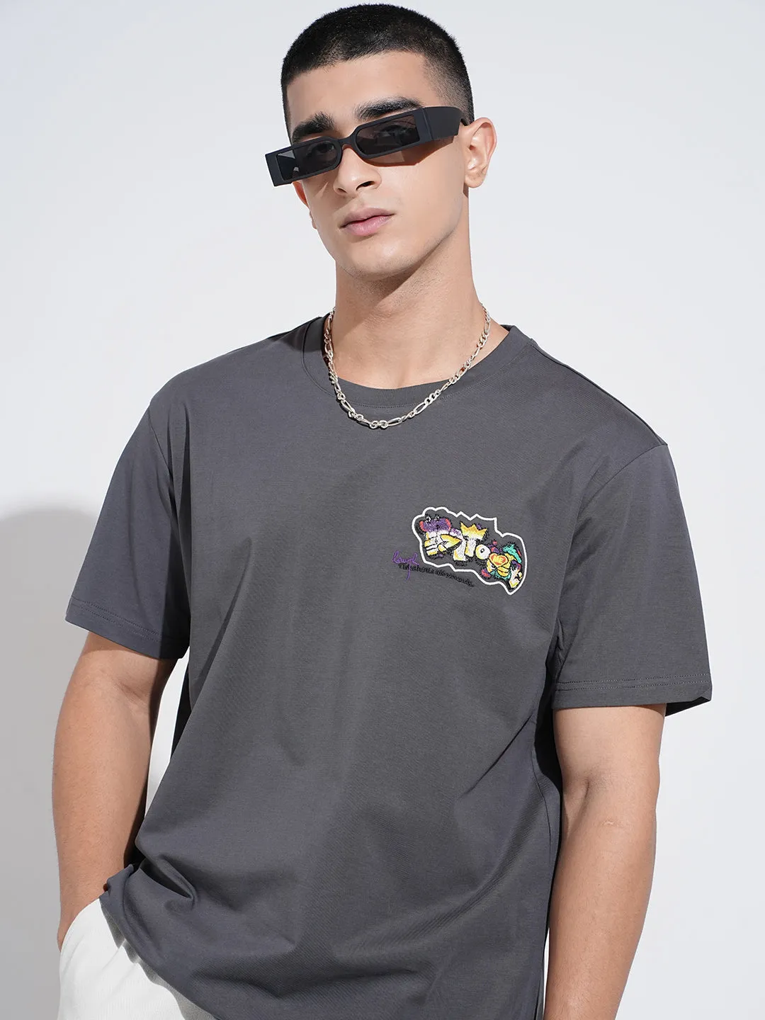 Lightweight Shirt Men's Graphic Print Grey Short Sleeves Round Neck Relaxed Fit T-Shirt