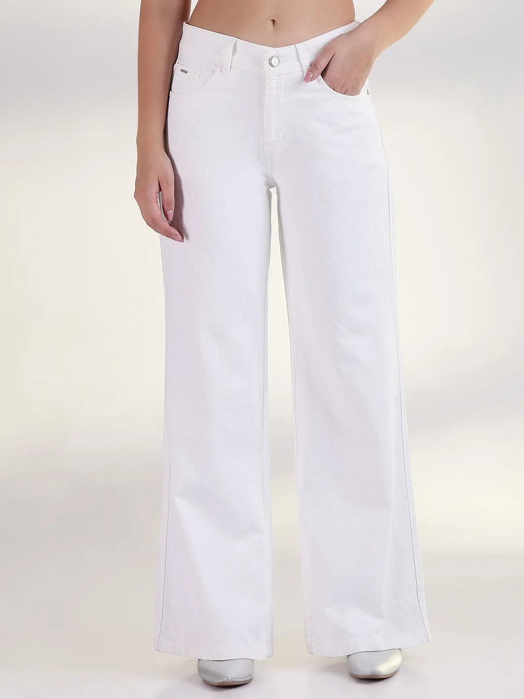 Women's Solid White Wide Leg Jean All Size Fit Weekend Style Modern