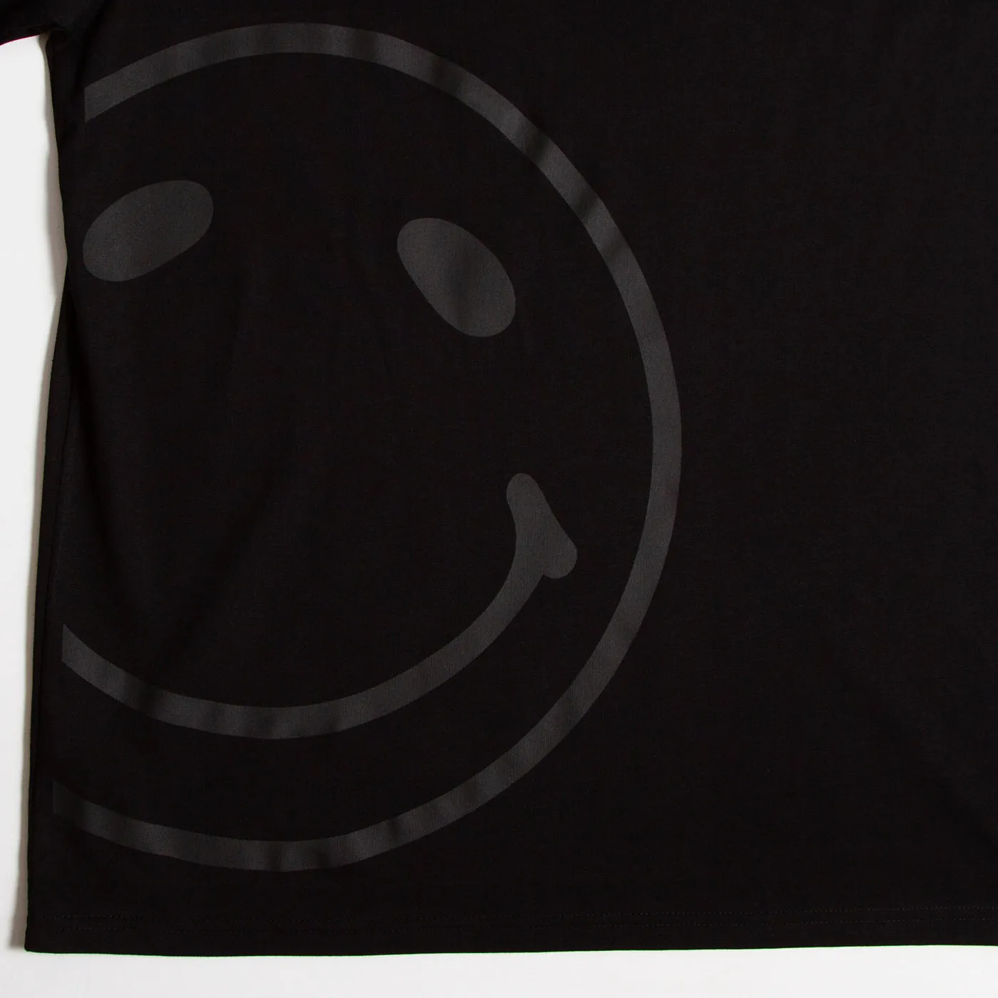 Black On Black Side Smiley - Sweatshirt - Black Trendy Outfit