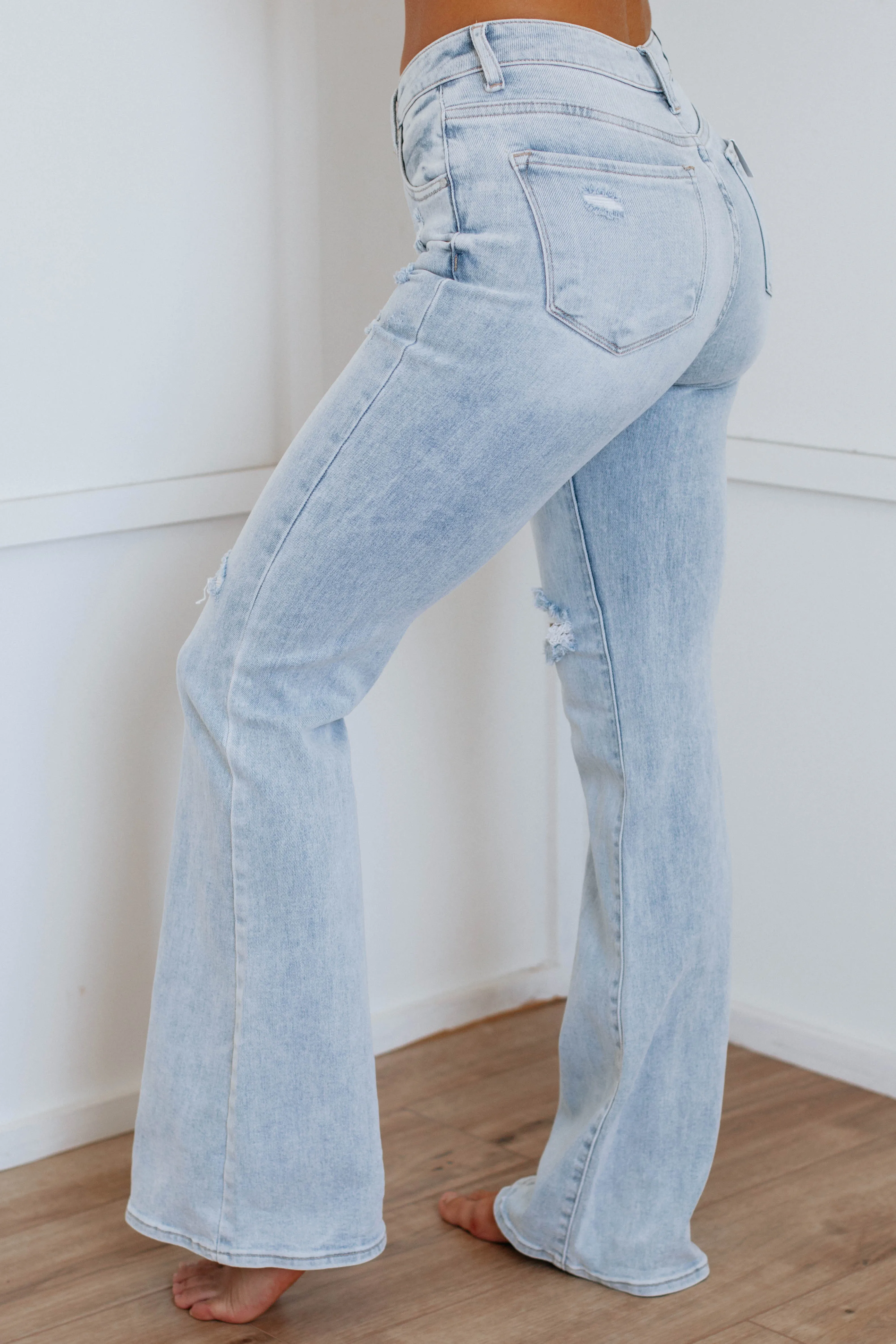 Rayna Risen Jeans - Light Wash Brunch Outfit Trend Setter Blended Style