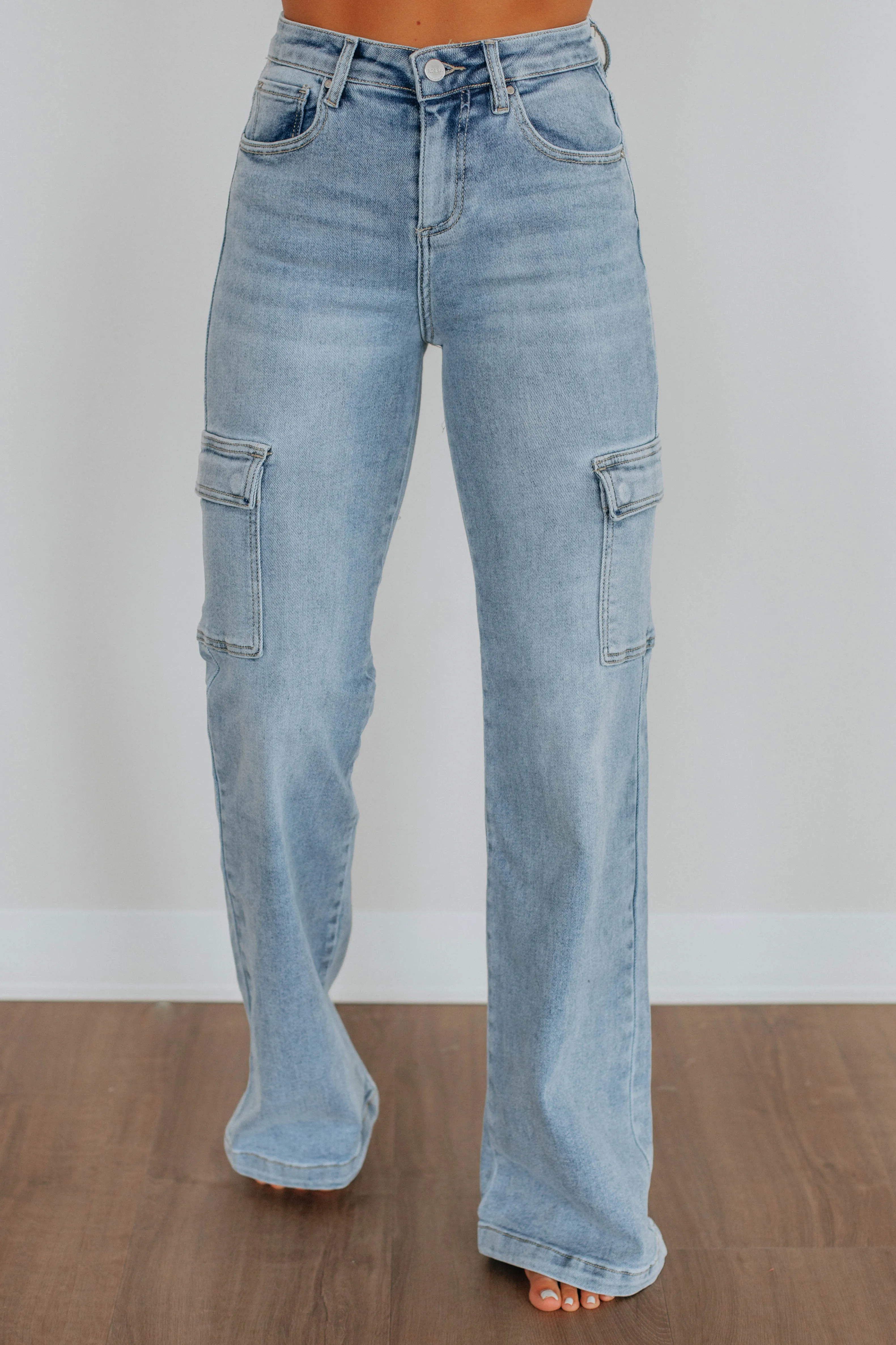 Fashionable Touch Leigh Risen Cargo Jeans - Light Wash