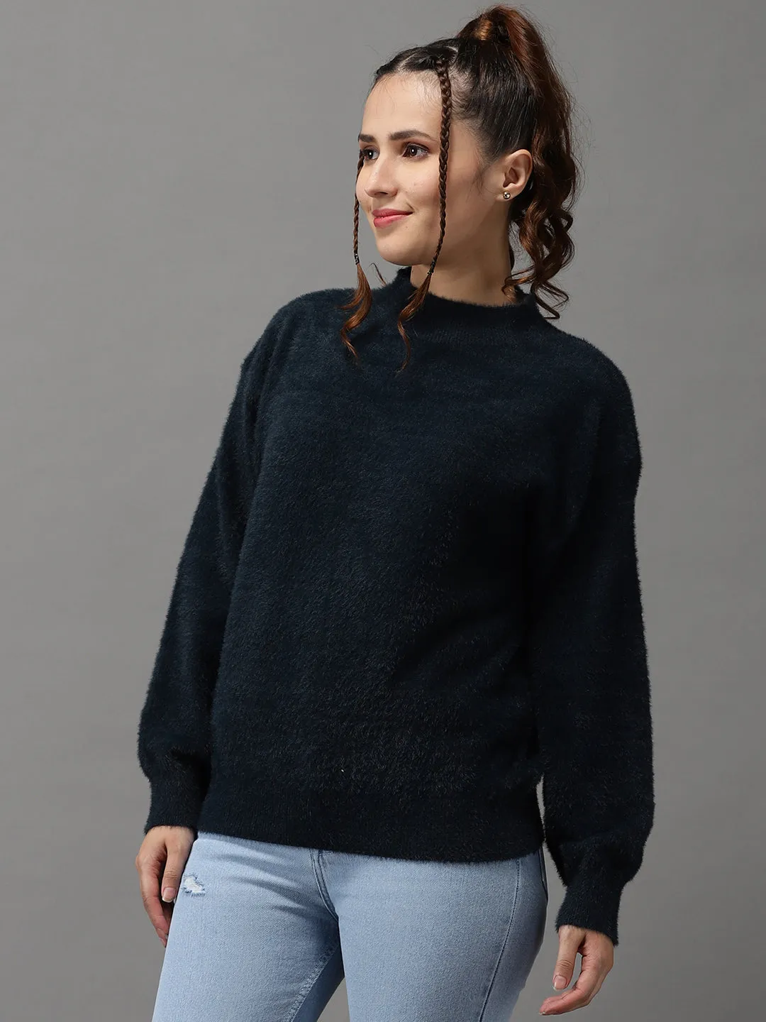 Women's Blue Solid Pullover Sweater Indoor Layer Polished Feel