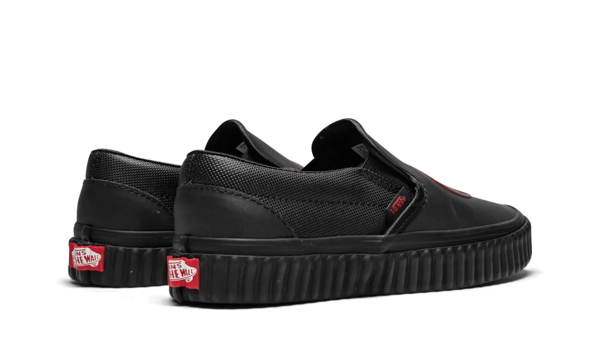 Low Impact Design Slip-On "Marvel - Black Widow"