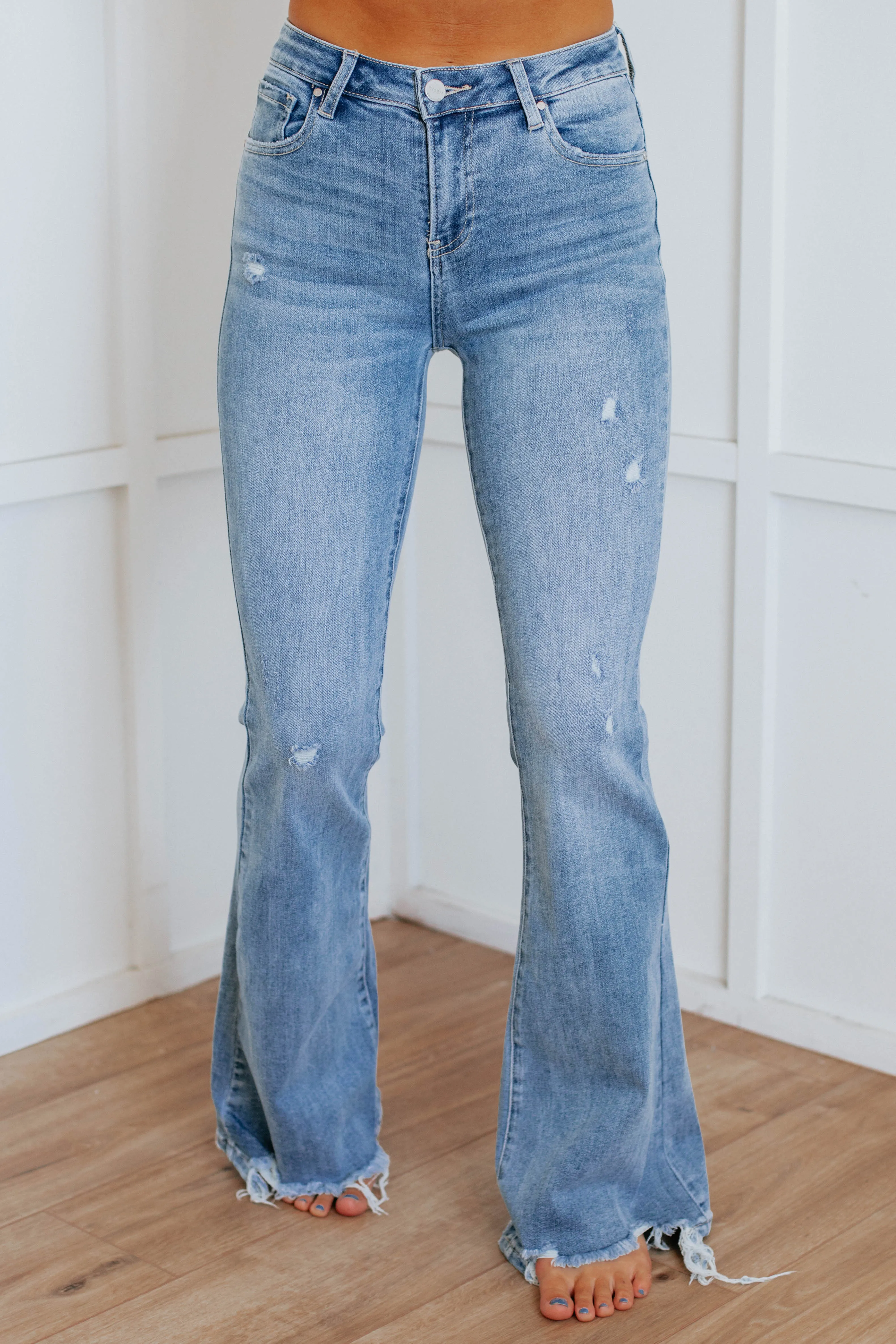 Samiya Risen Jeans - Light Wash Functional Style