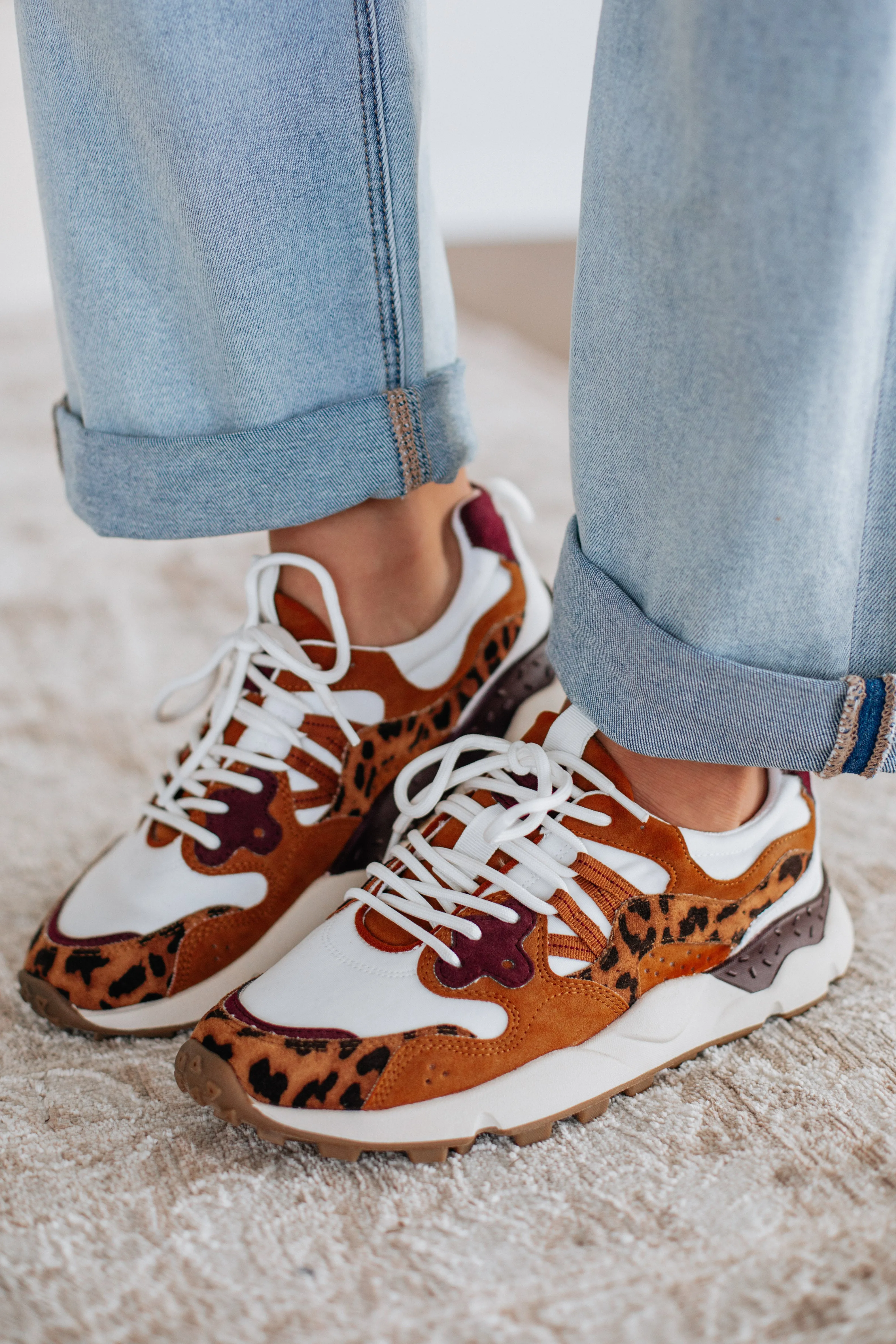 Muscle Aid Set The Bar Sneakers