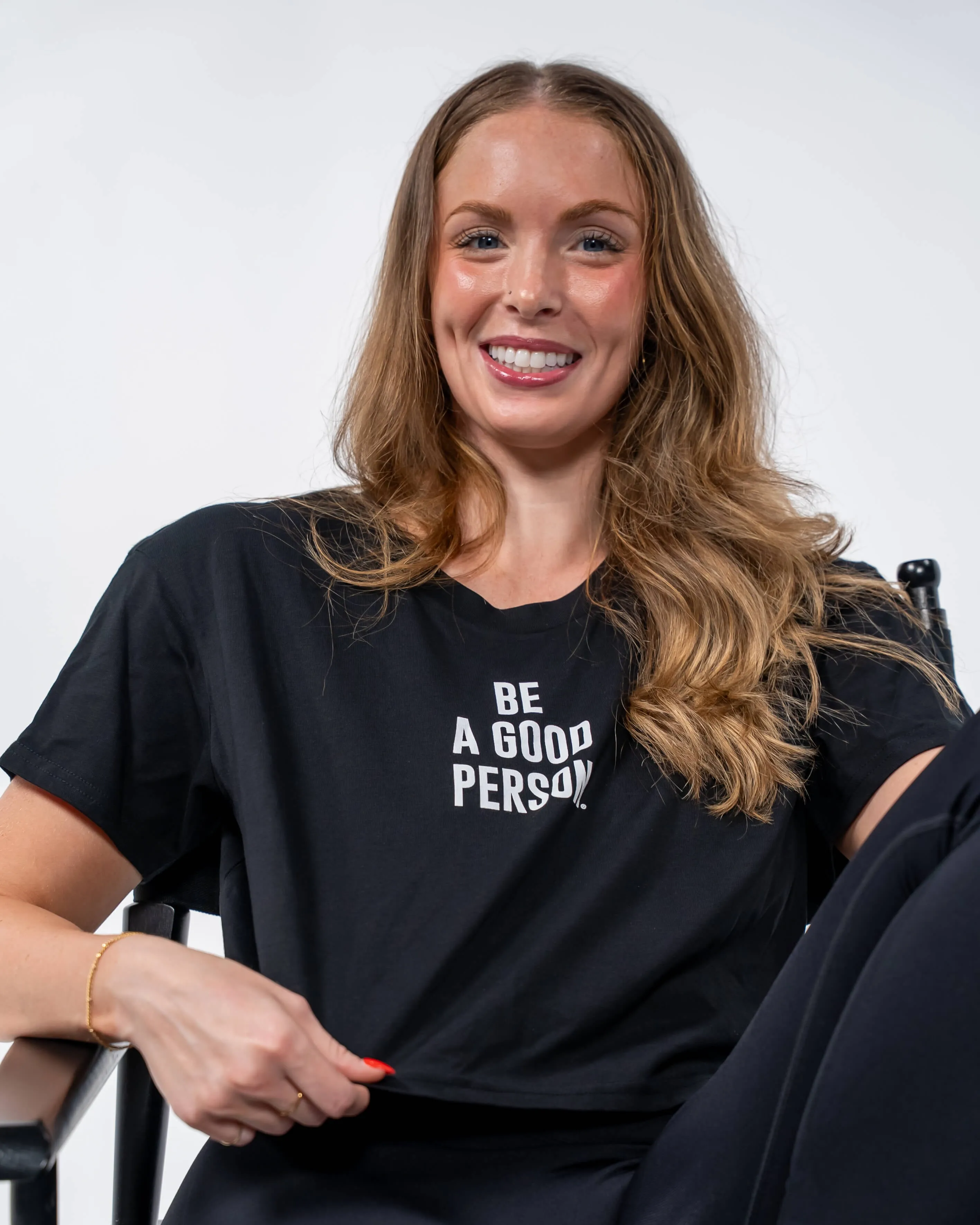 Travel Trend Look Signature Crop Top - Black