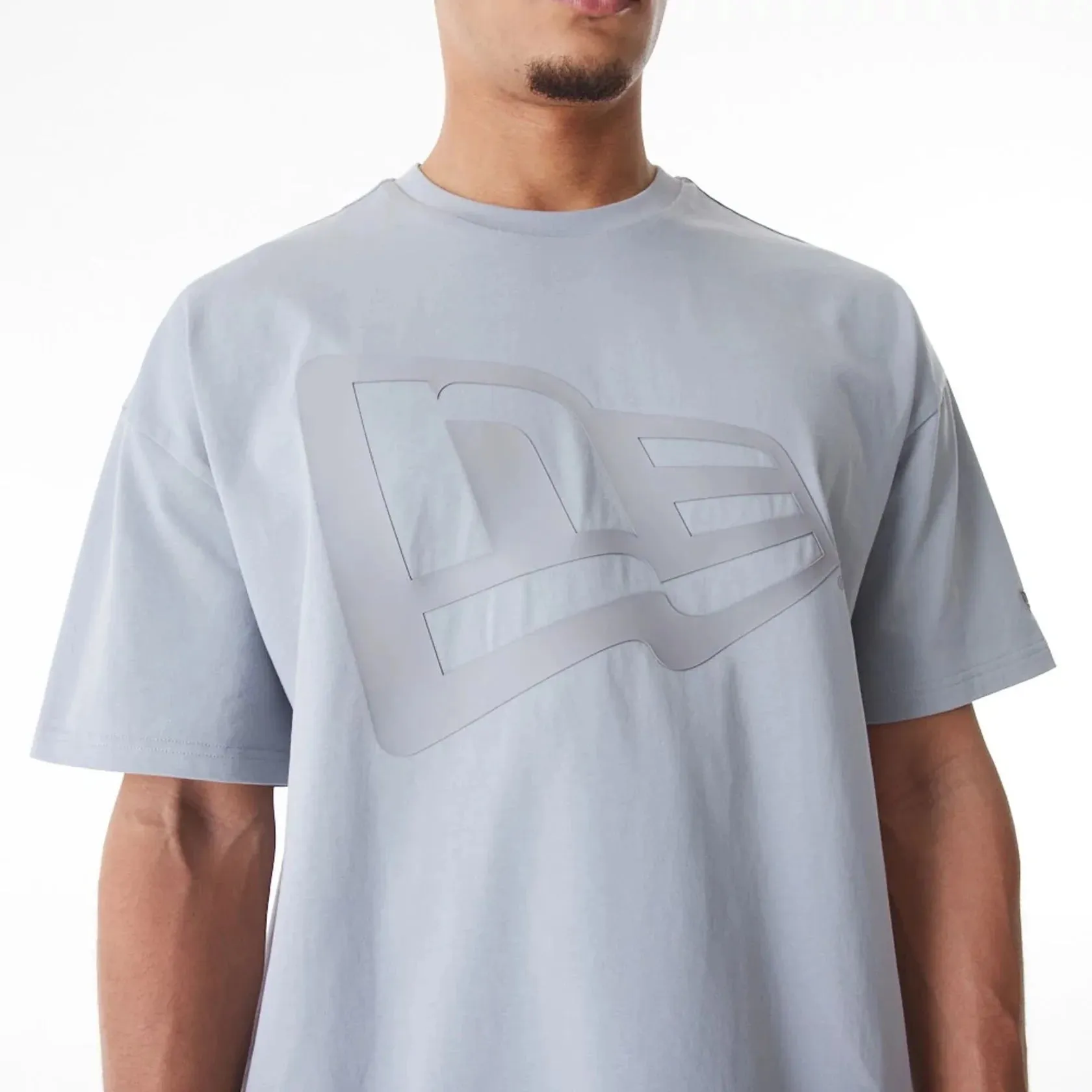 New Era New Era Flag Grey Oversized T-Shirt monochromatic