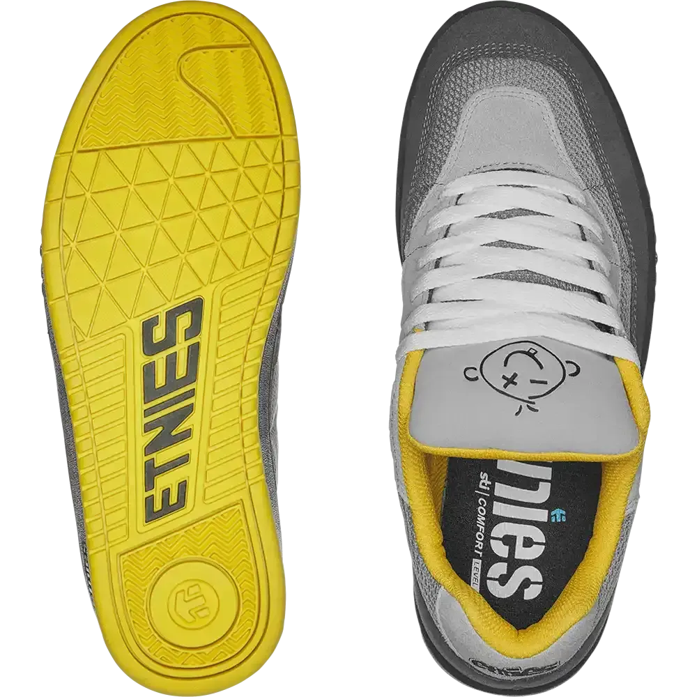 Snake Weekend Energy Modern