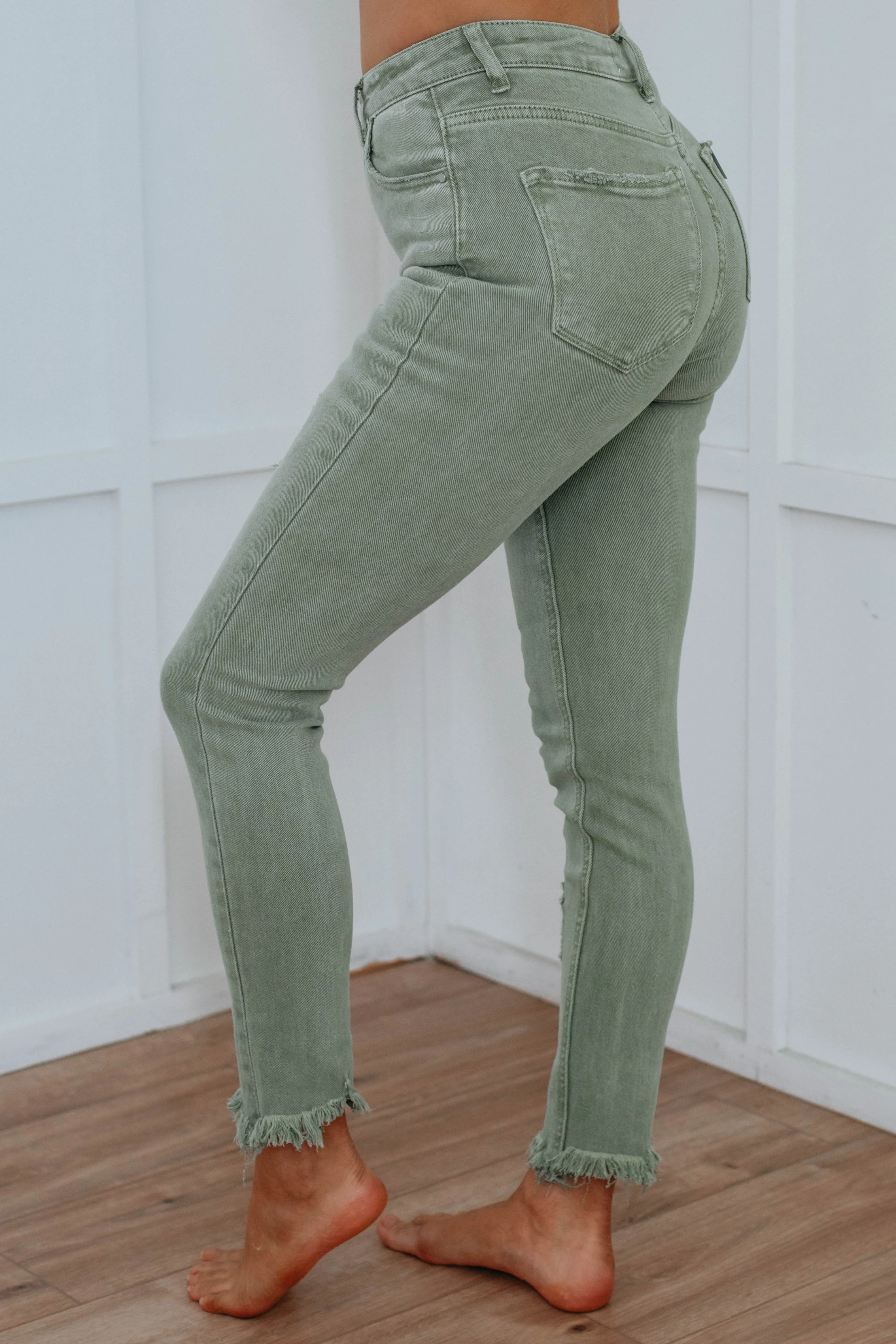 Unisex Fit Daisie Risen Jeans - Olive