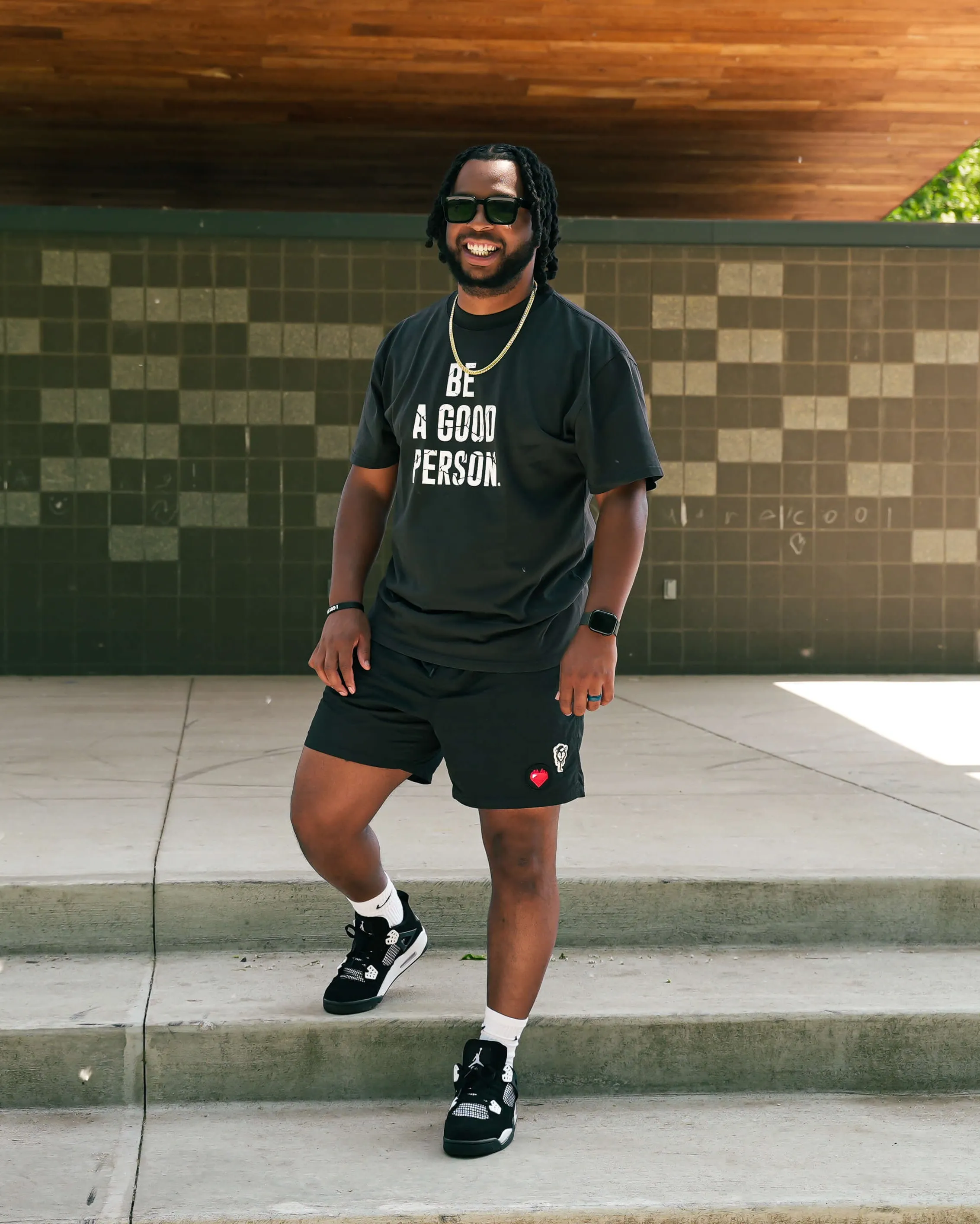 Vintage Signature T-Shirt - Faded Black Fashionable Ease right size