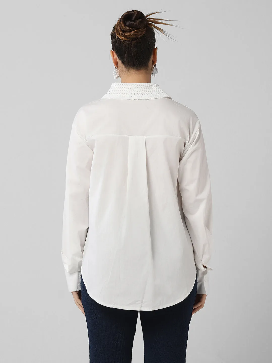 Comfortable Layers Loose fitting comfort Women's White Comfort Oversized Fit Spread Collar Solid Cotton Casual Shirt