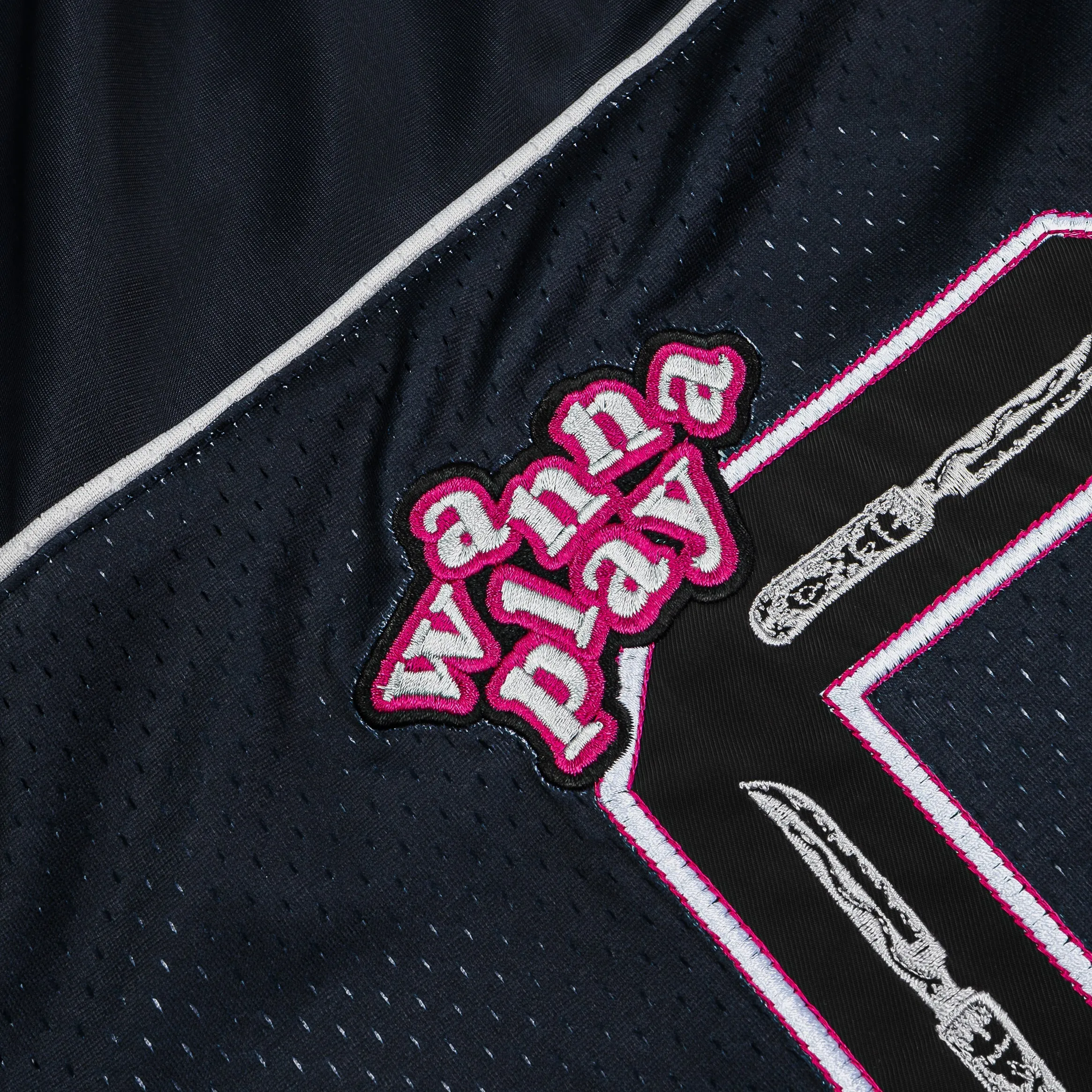Breathable Sportswear Fabric Heat Balance SP x Chucky Good Girls Mesh Mens Jersey (Black/Pink)