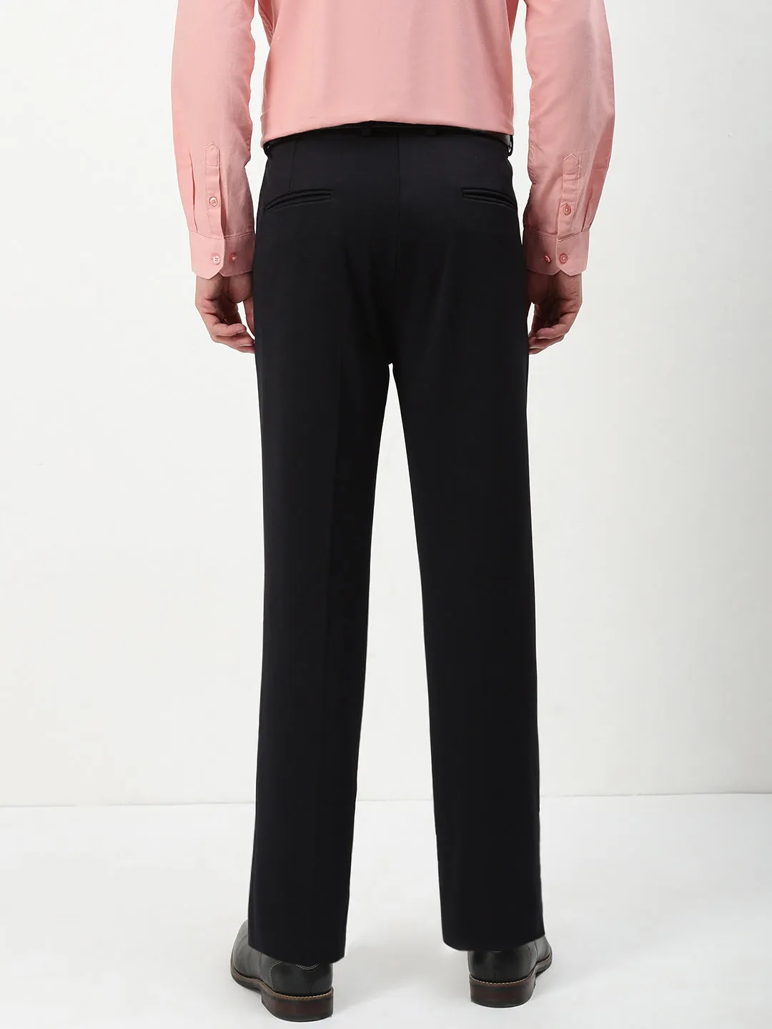 Men's Black Solid Formal Trousers Tear Resistant Flexible Layer Fit