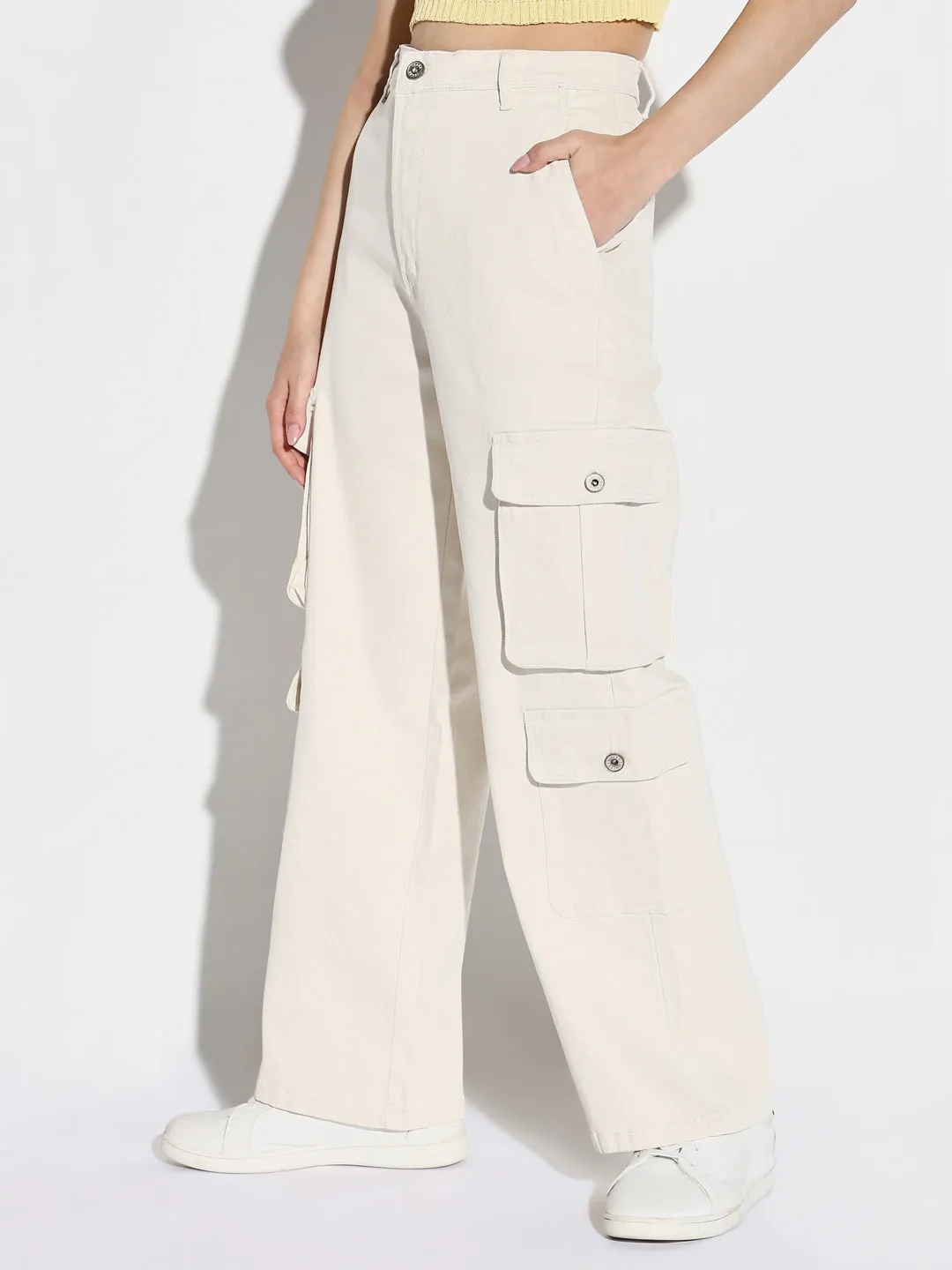 Fashion Routine Women's Off White Comfort Wide Leg Mid-Rise Denim Cargo Style Jeans