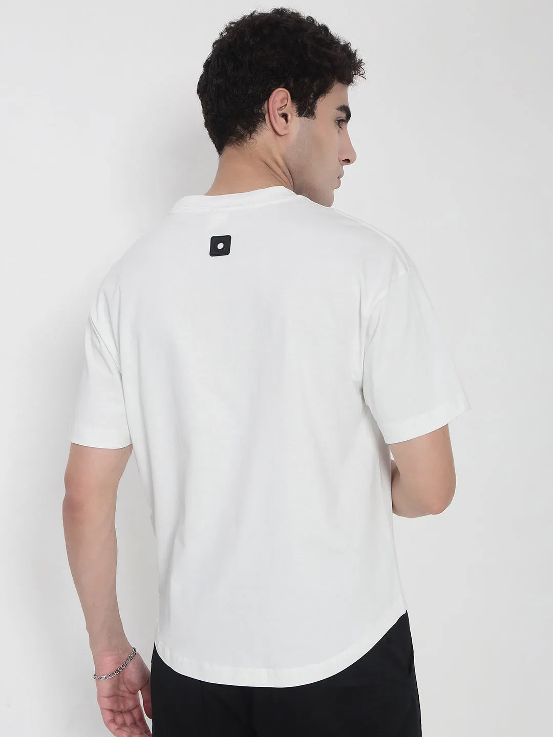 Men's White Oversized Typography T-Shirt Sports Outfit