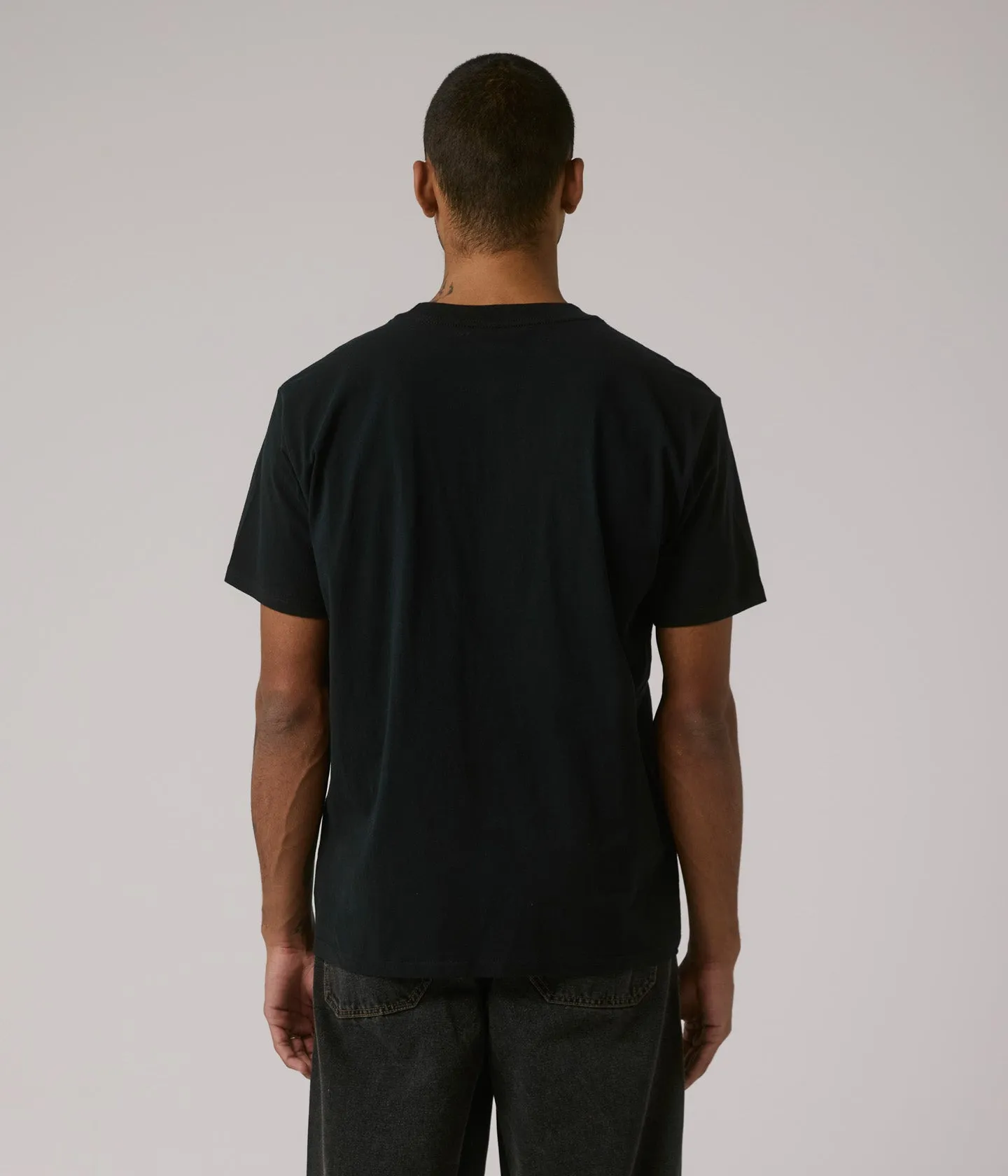 SKITTISH T-SHIRT // BLACK Street Style