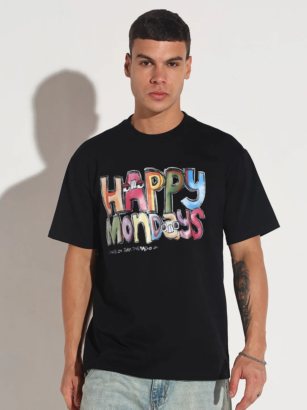 Raw Hem Finish NonRestrictive Cut Men's Typography Black Graphic Printed  Round Neck T-Shirt