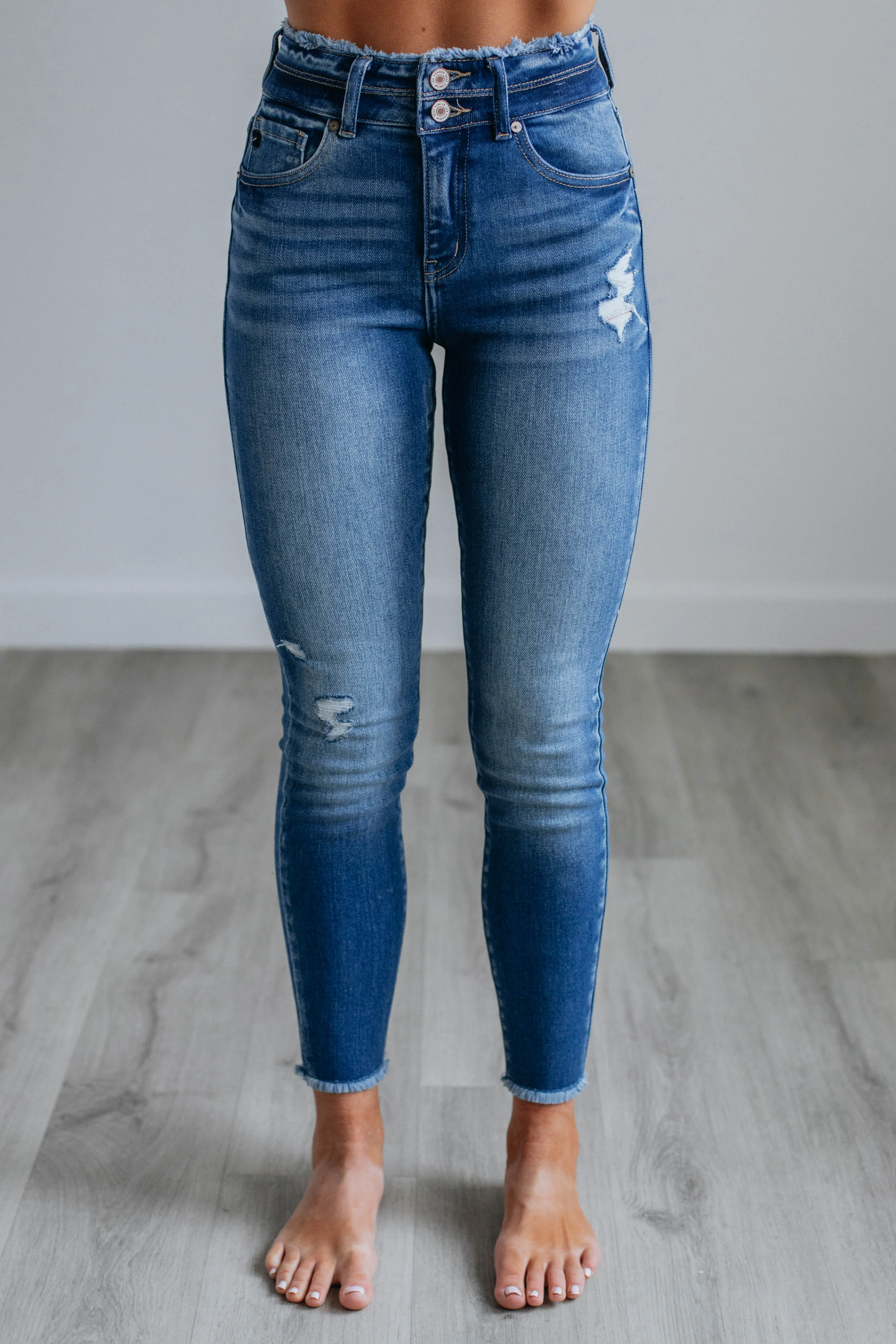 Eco Friendly Date Night Relaxed Look Tori KanCan Jeans - Medium Wash