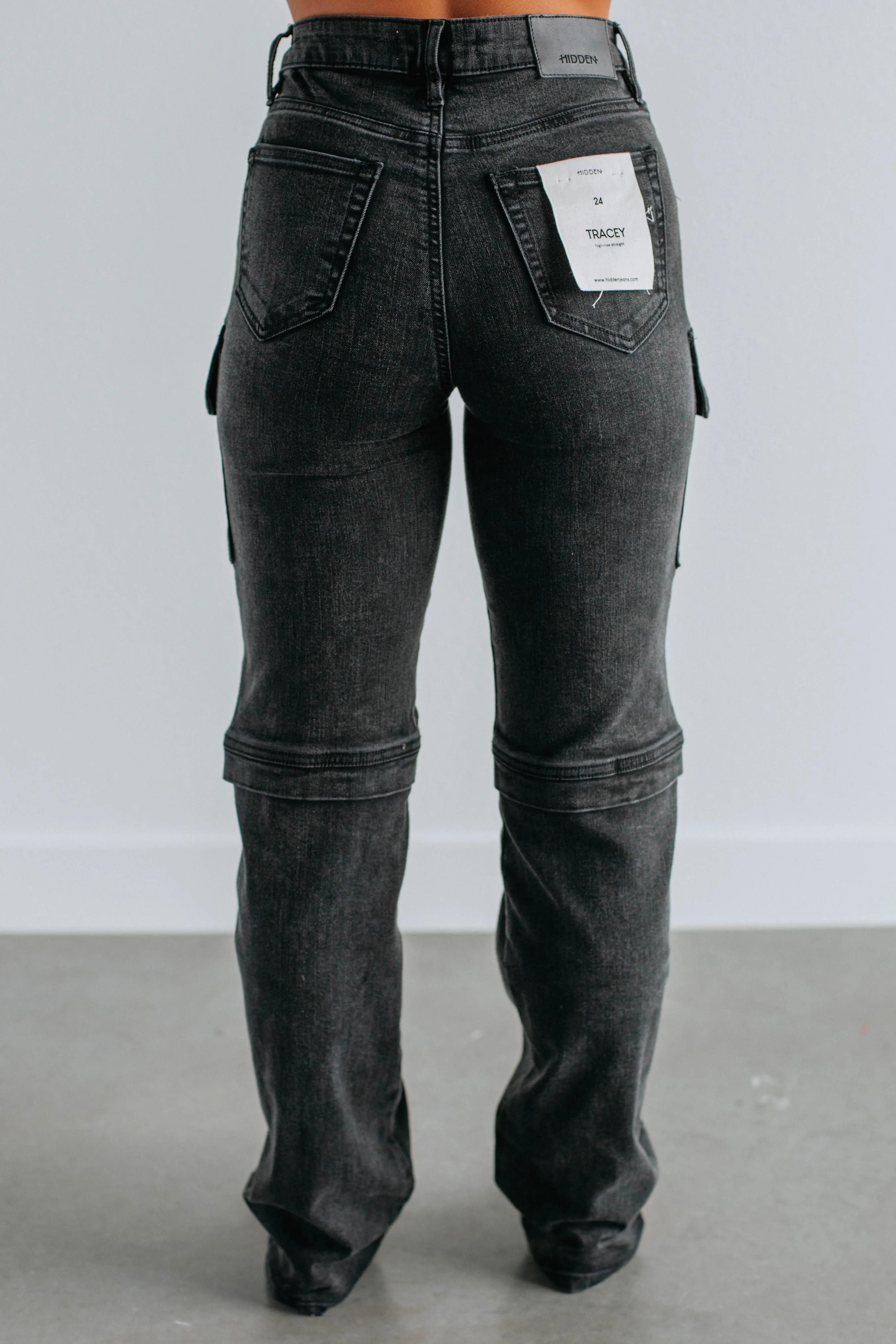 Relaxed Tailoring Tracey Hidden Cargo Jeans - Vintage Black