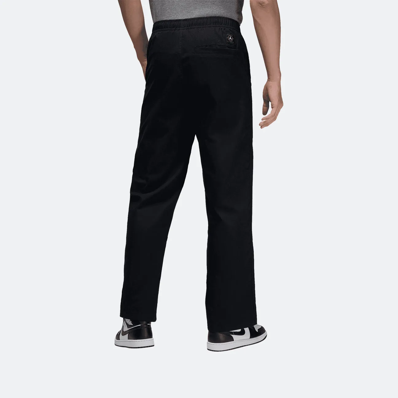 Jordan Essential Woven Pant Soft Material Chic Look