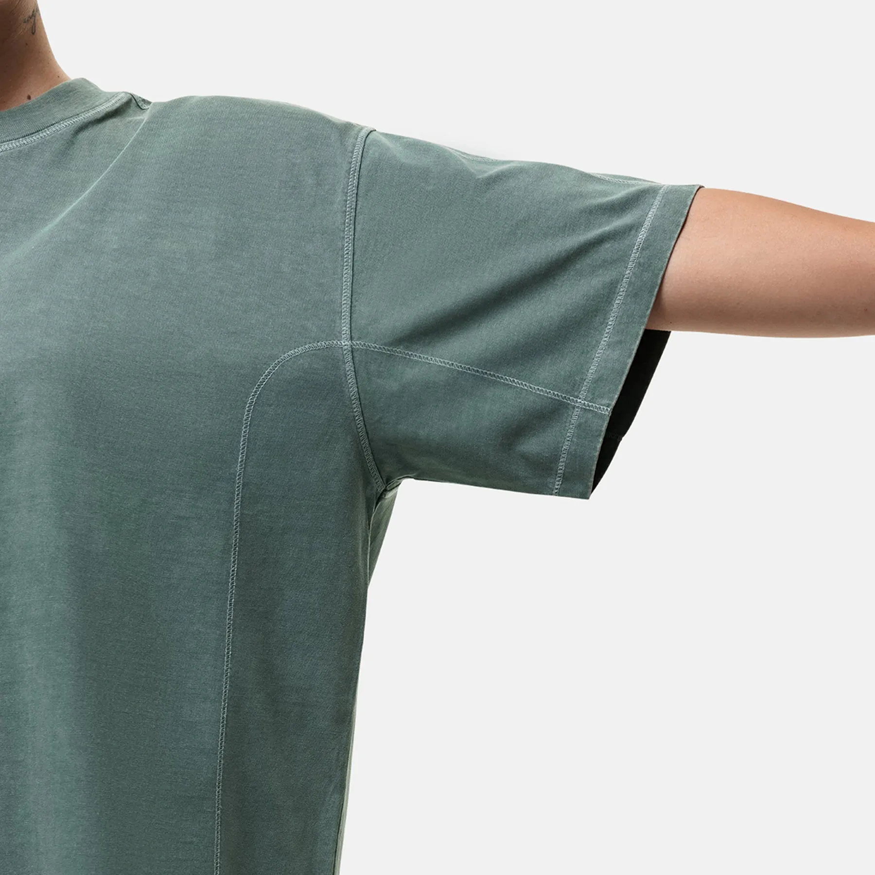 Overlock Washed Green T-shirt Versatile and Stylish Travel Comfort Style